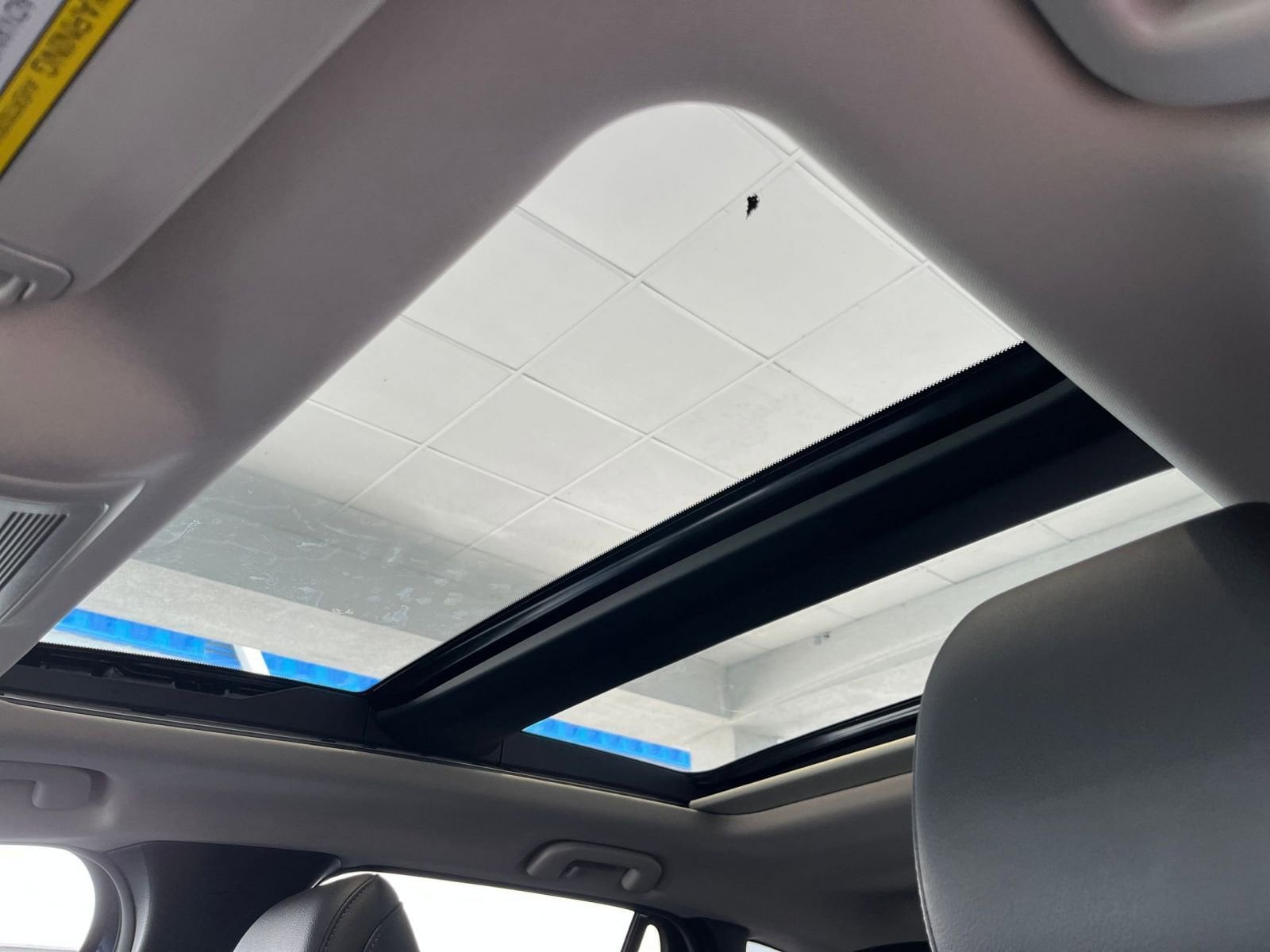 Thumbnail: 2025 Mazda CX-50 - 30