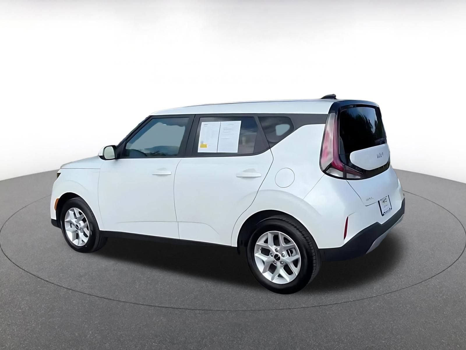 Thumbnail: 2025 Kia Soul - 10
