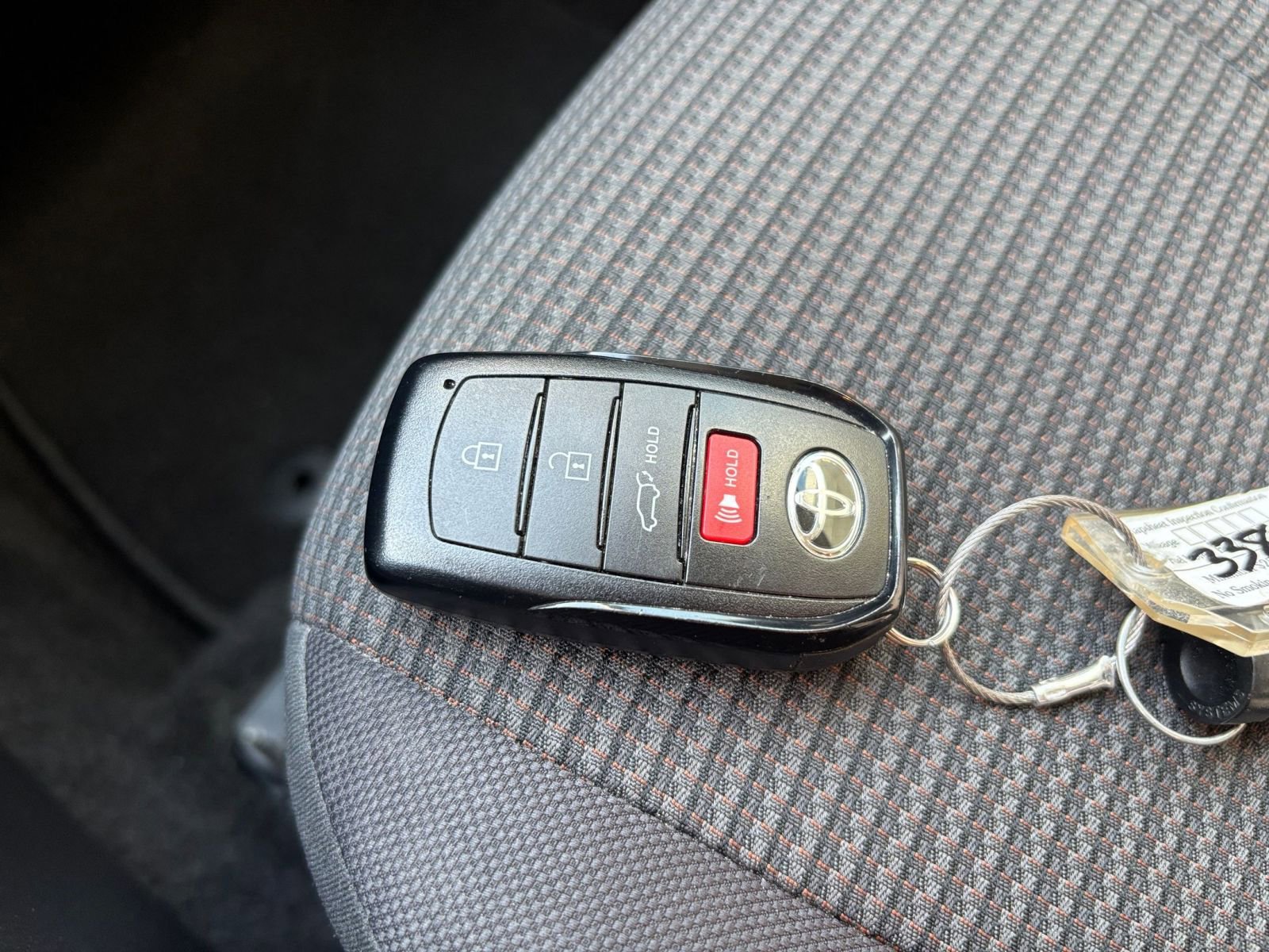 Thumbnail: 2025 Toyota Highlander - 21