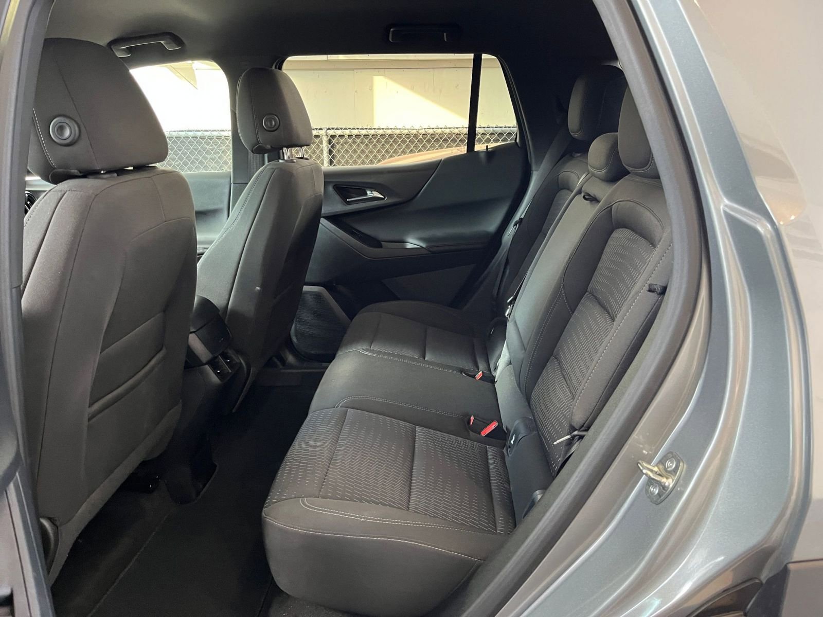 Thumbnail: 2025 Chevrolet Equinox - 25