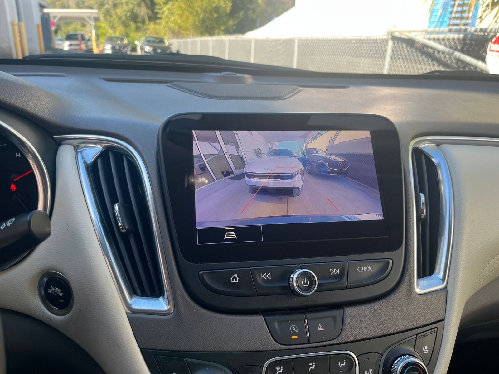 Thumbnail: 2024 Chevrolet Malibu - 17