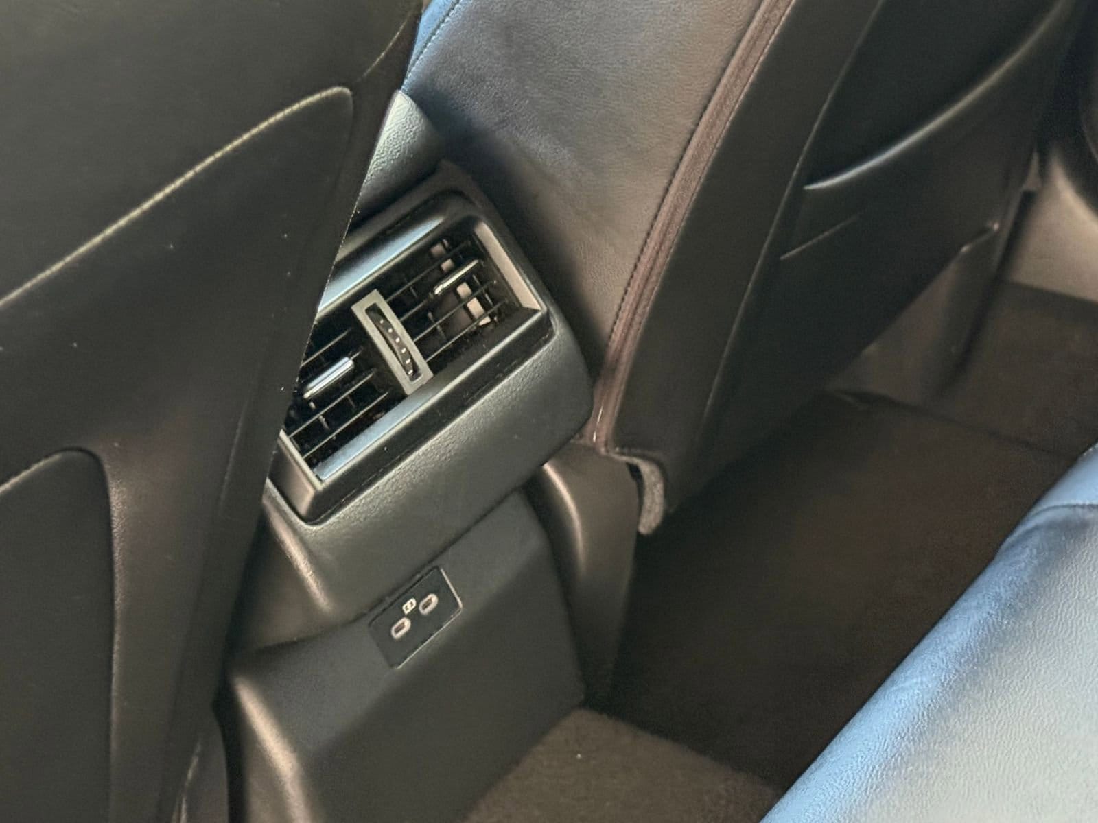 Thumbnail: 2025 Mazda CX-50 - 24