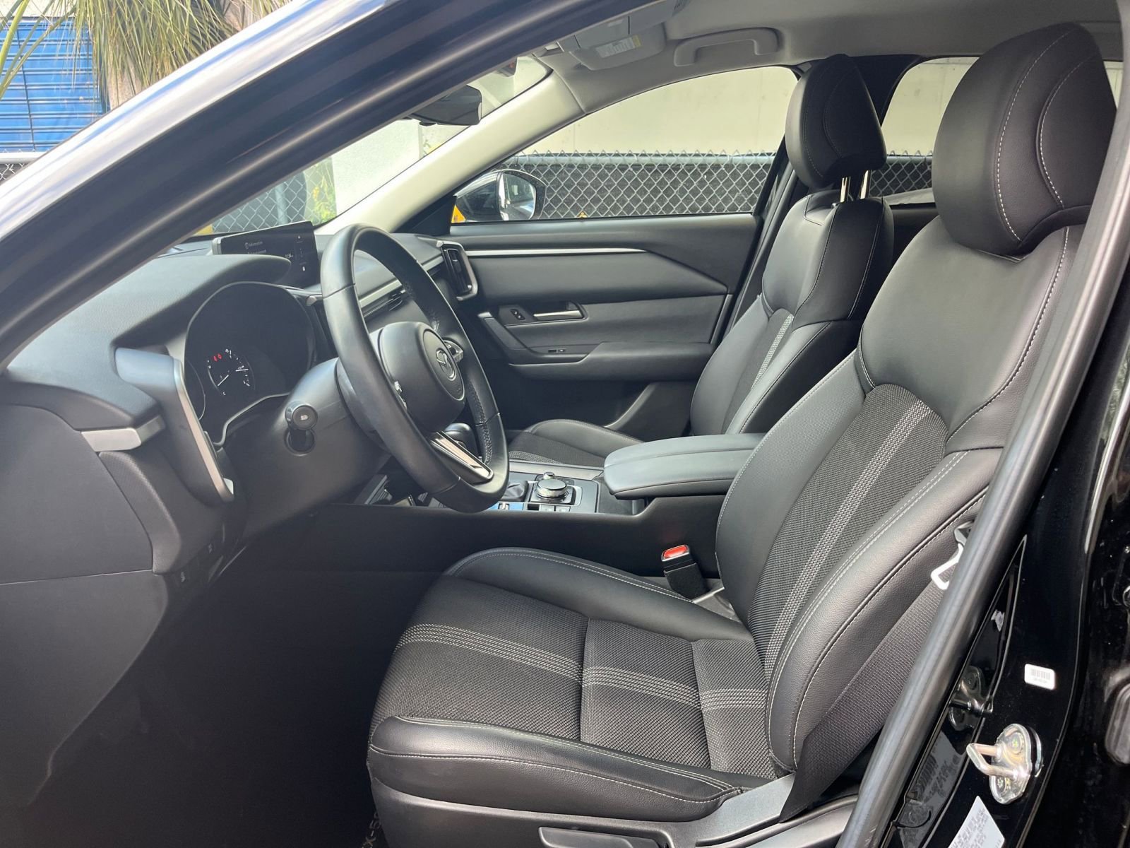 Thumbnail: 2025 Mazda CX-50 - 27