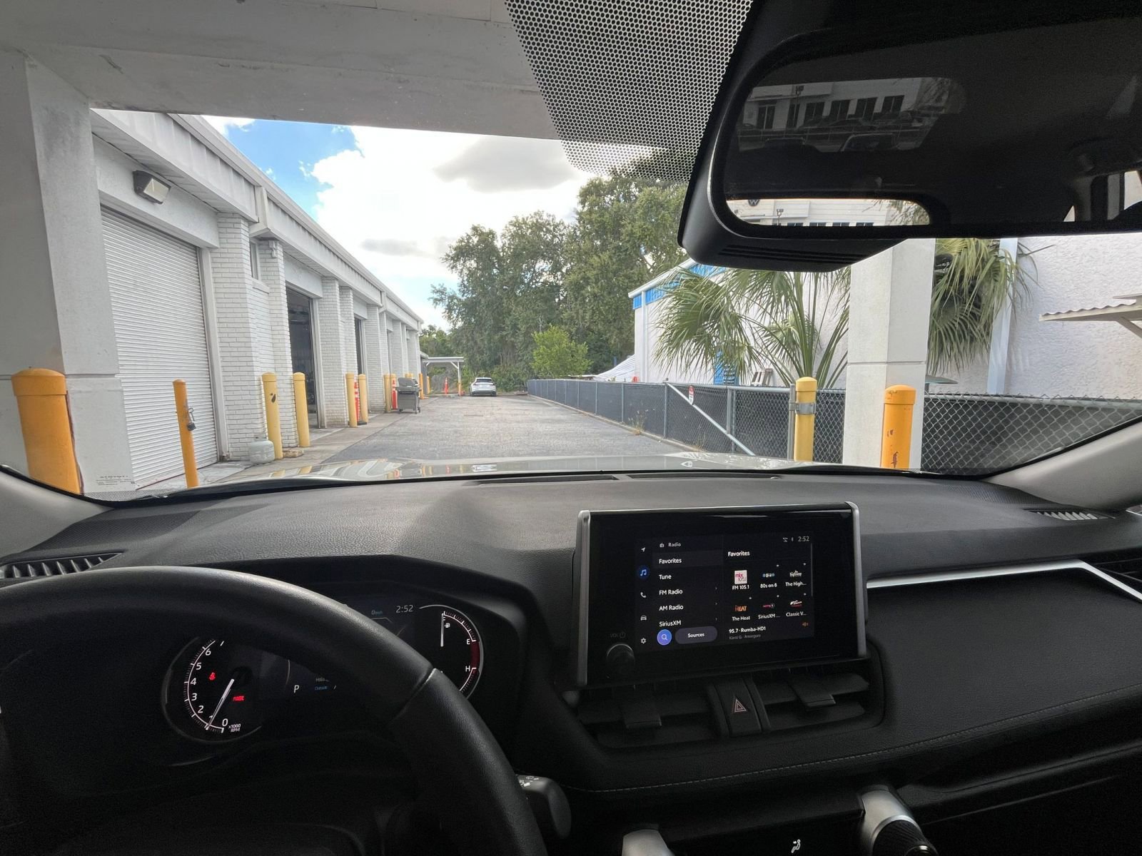 Thumbnail: 2025 Toyota RAV4 - 33