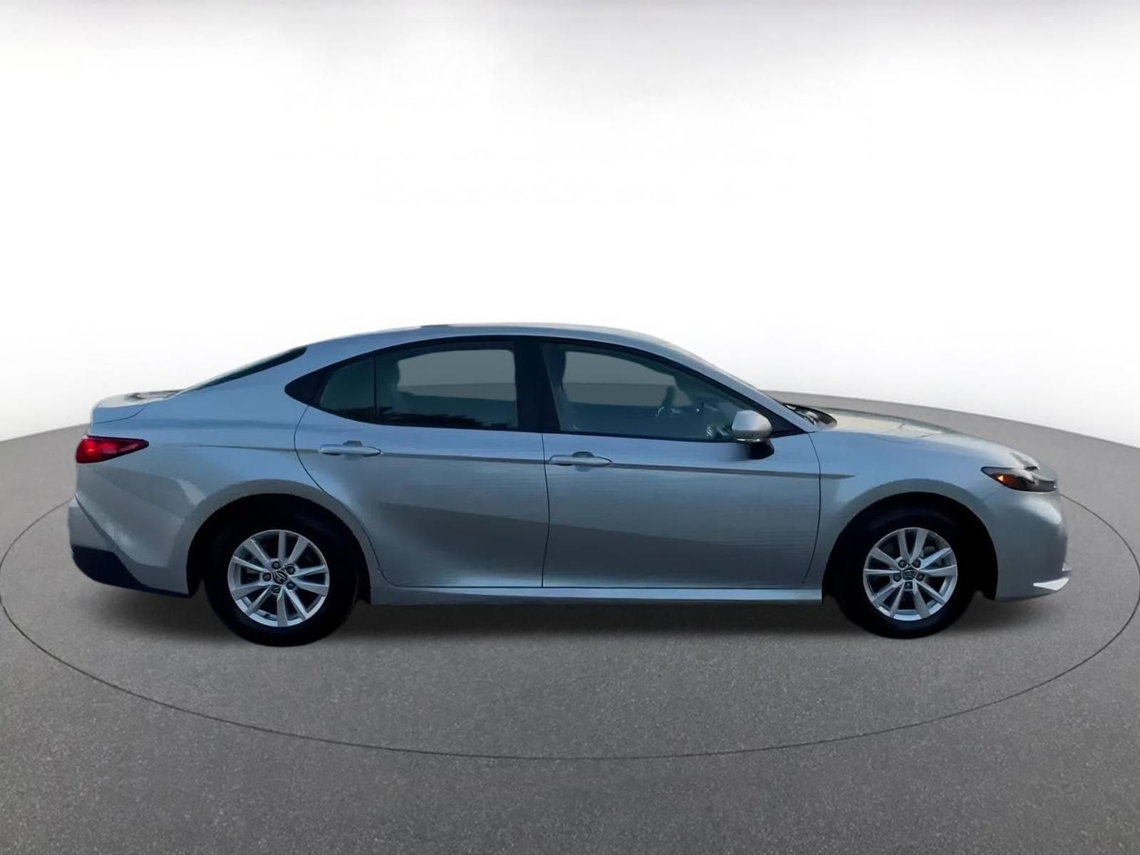 Thumbnail: 2025 Toyota Camry - 15