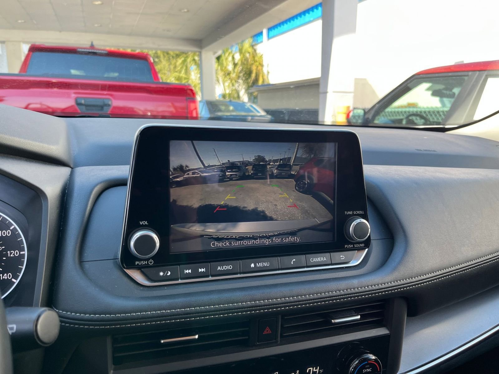 Thumbnail: 2025 Nissan Rogue - 25