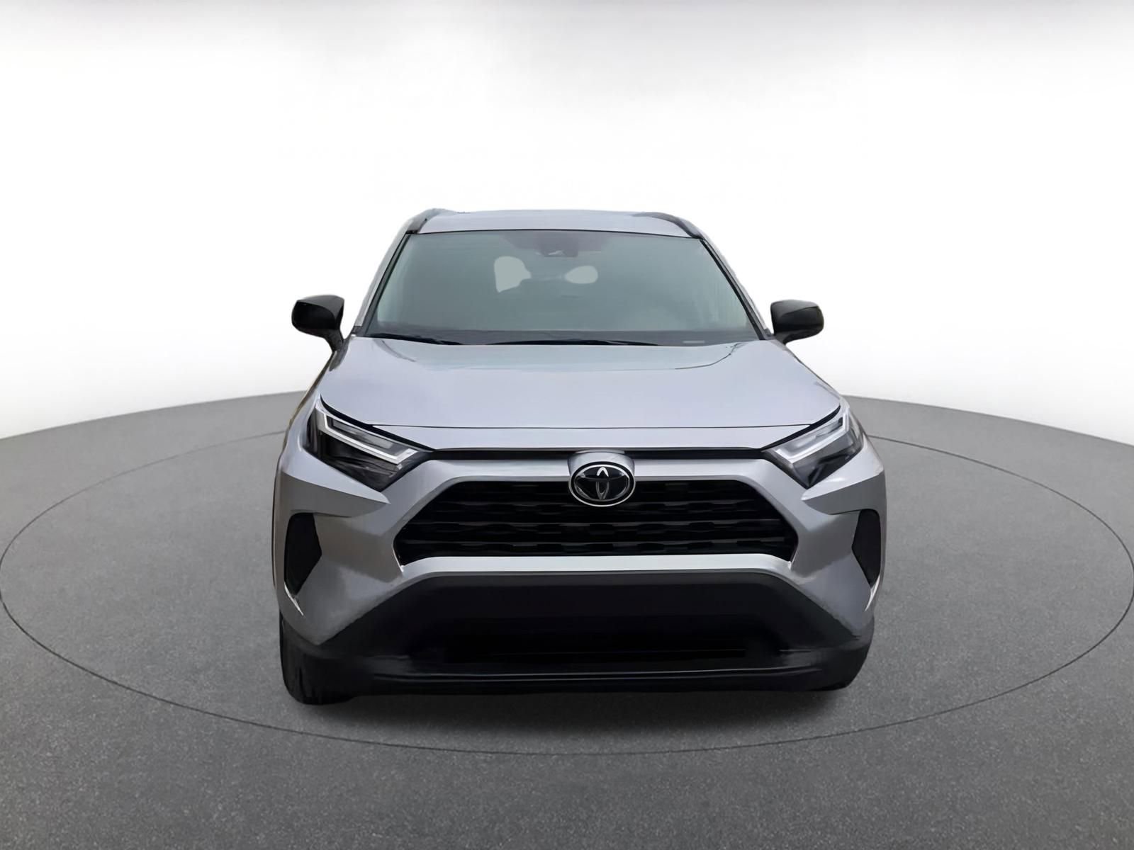 Thumbnail: 2025 Toyota RAV4 - 10