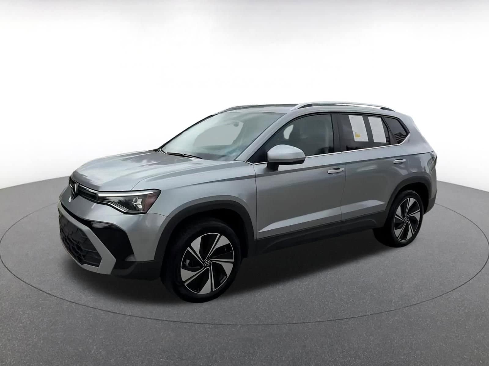 Thumbnail: 2025 Volkswagen Taos - 9