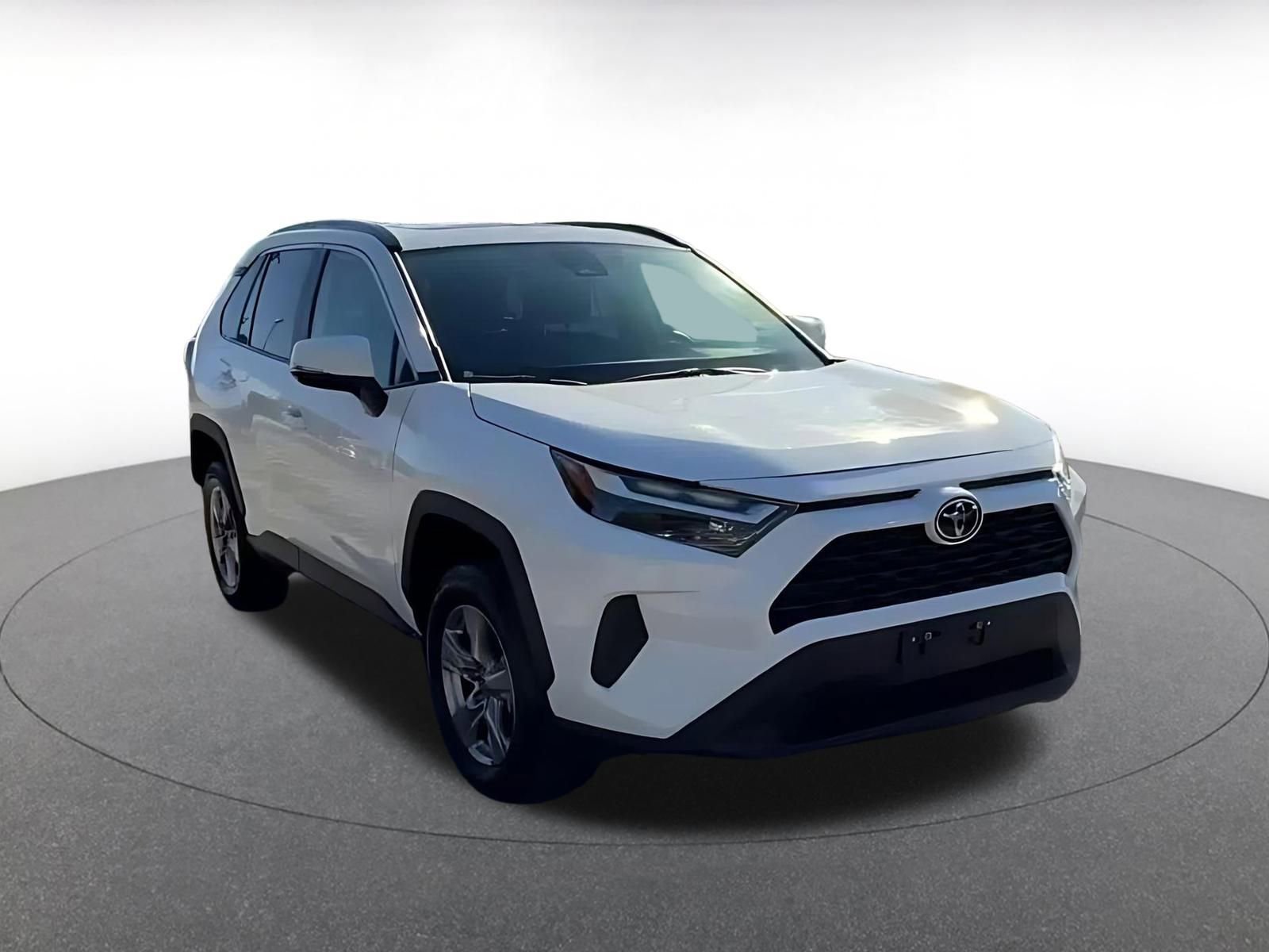 Thumbnail: 2025 Toyota RAV4 - 3