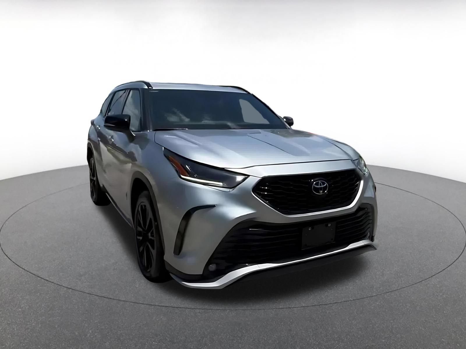 Thumbnail: 2025 Toyota Highlander - 3