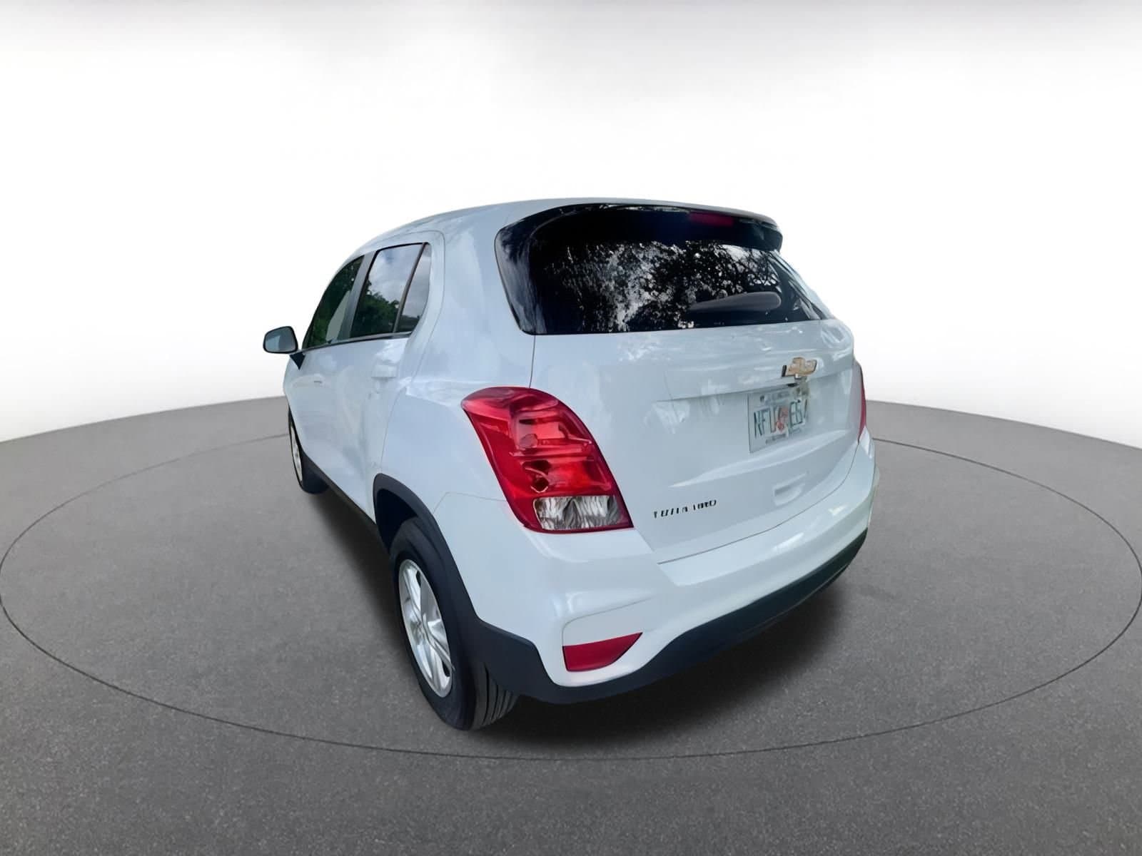 Thumbnail: 2021 Chevrolet Trax - 6