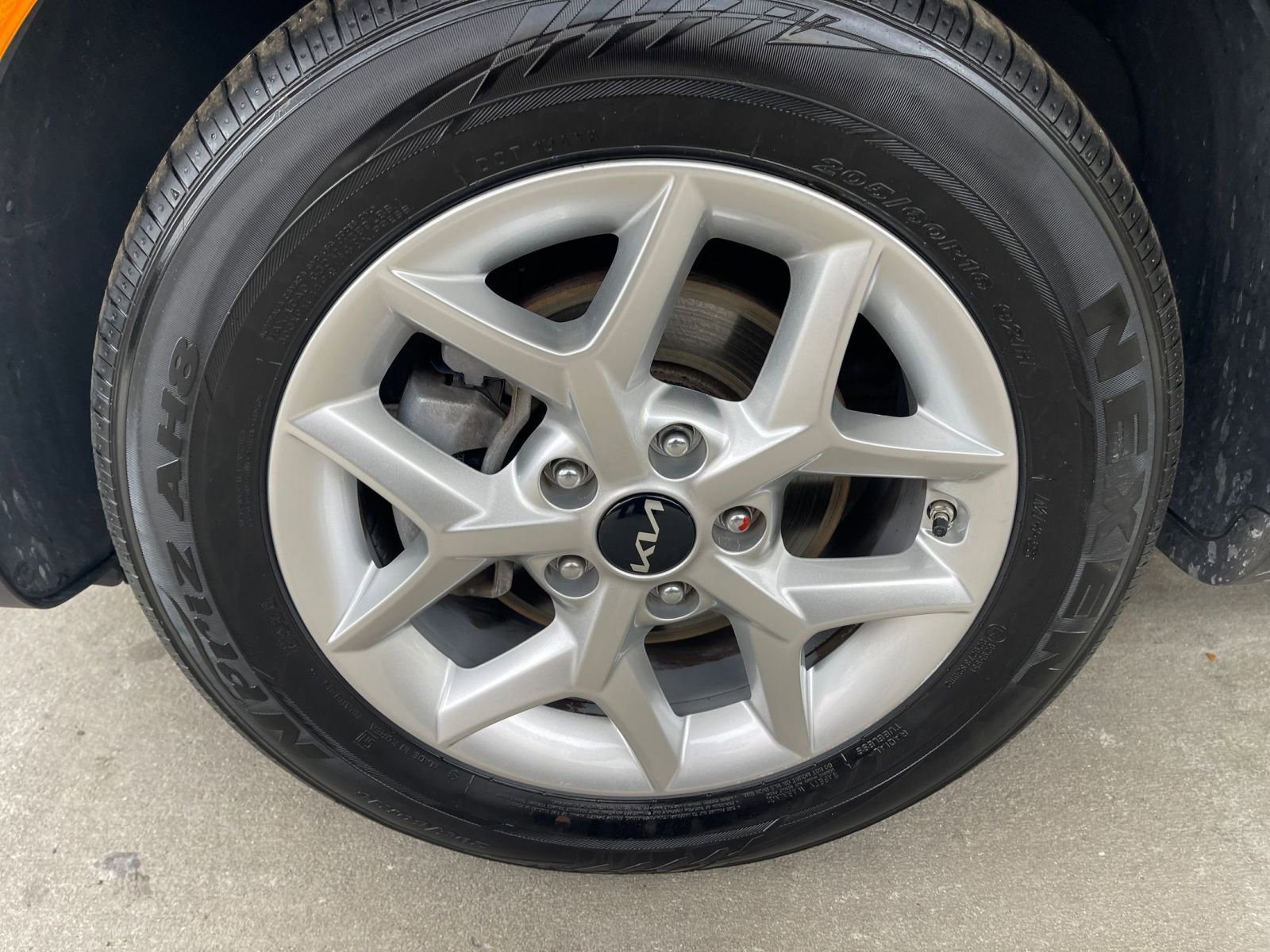 Thumbnail: 2025 Kia Soul - 30