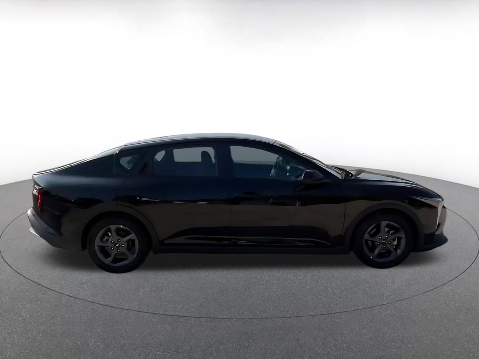 Thumbnail: 2025 Kia K4 - 16