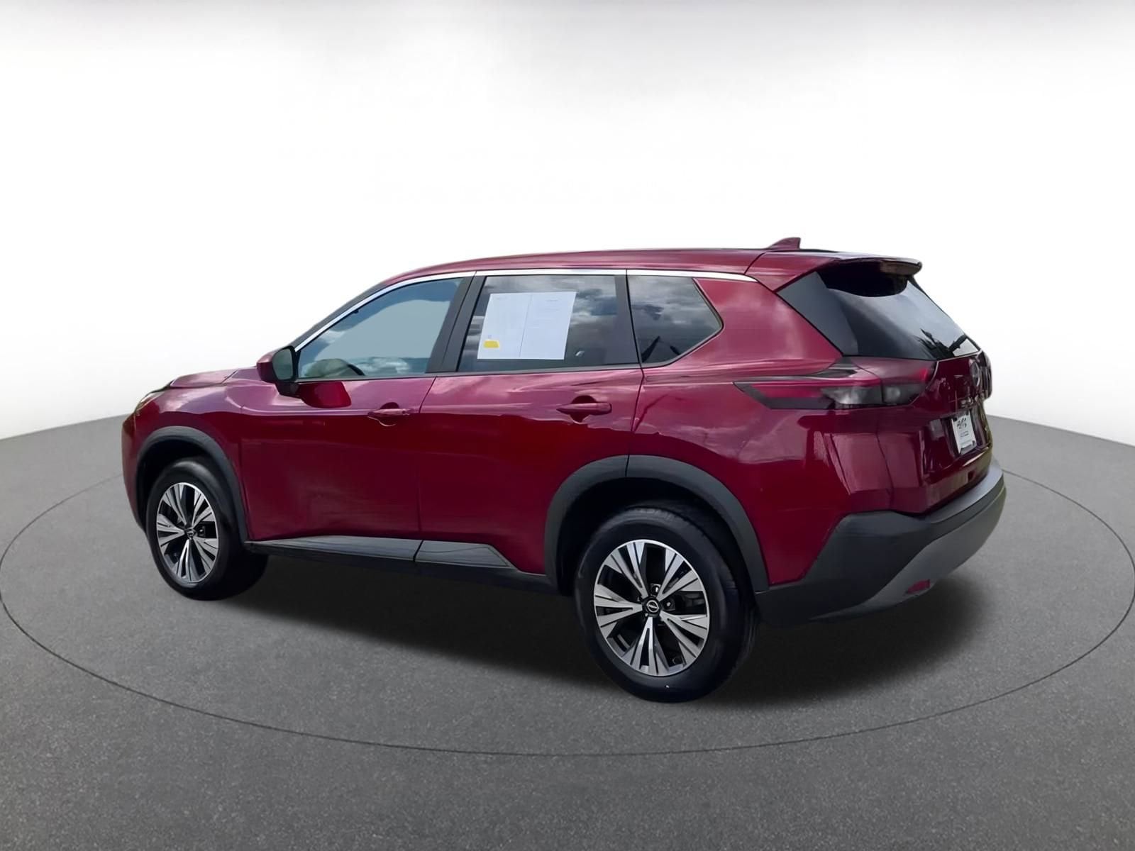 Thumbnail: 2023 Nissan Rogue - 9