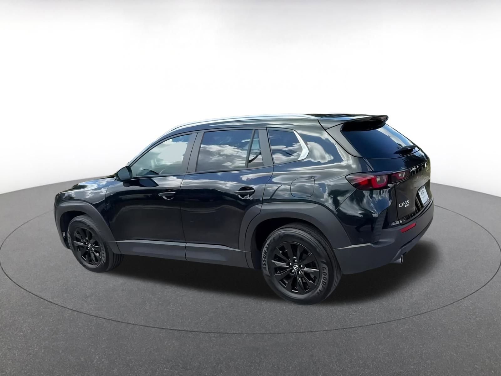 Thumbnail: 2025 Mazda CX-50 - 10