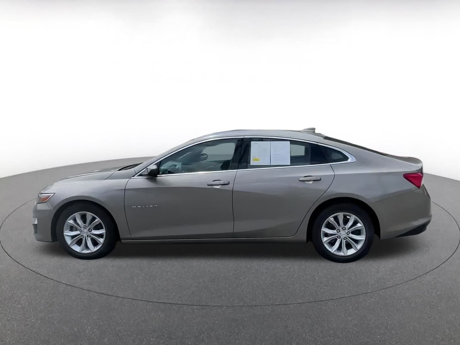 Thumbnail: 2023 Chevrolet Malibu - 7
