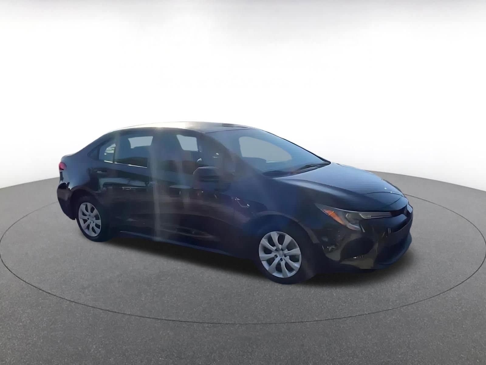 Thumbnail: 2025 Toyota Corolla - 2