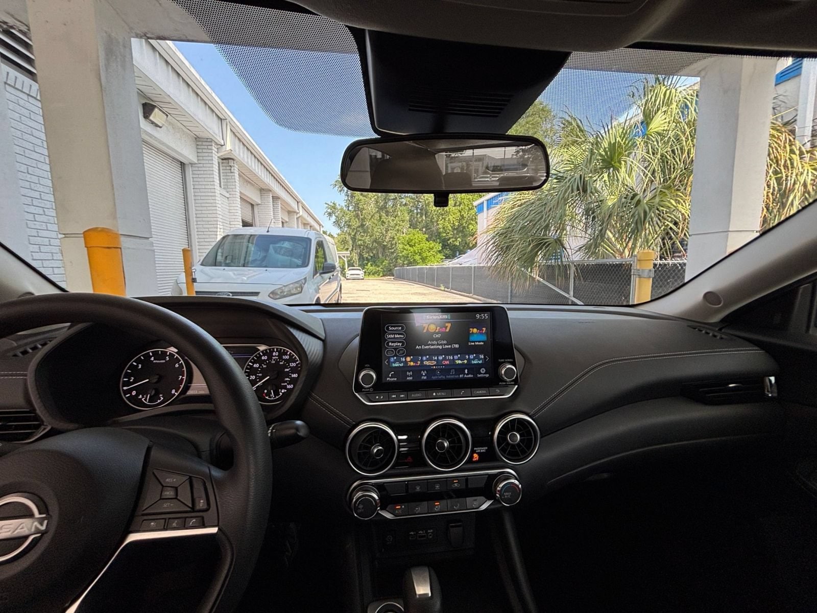 Thumbnail: 2025 Nissan Sentra - 33
