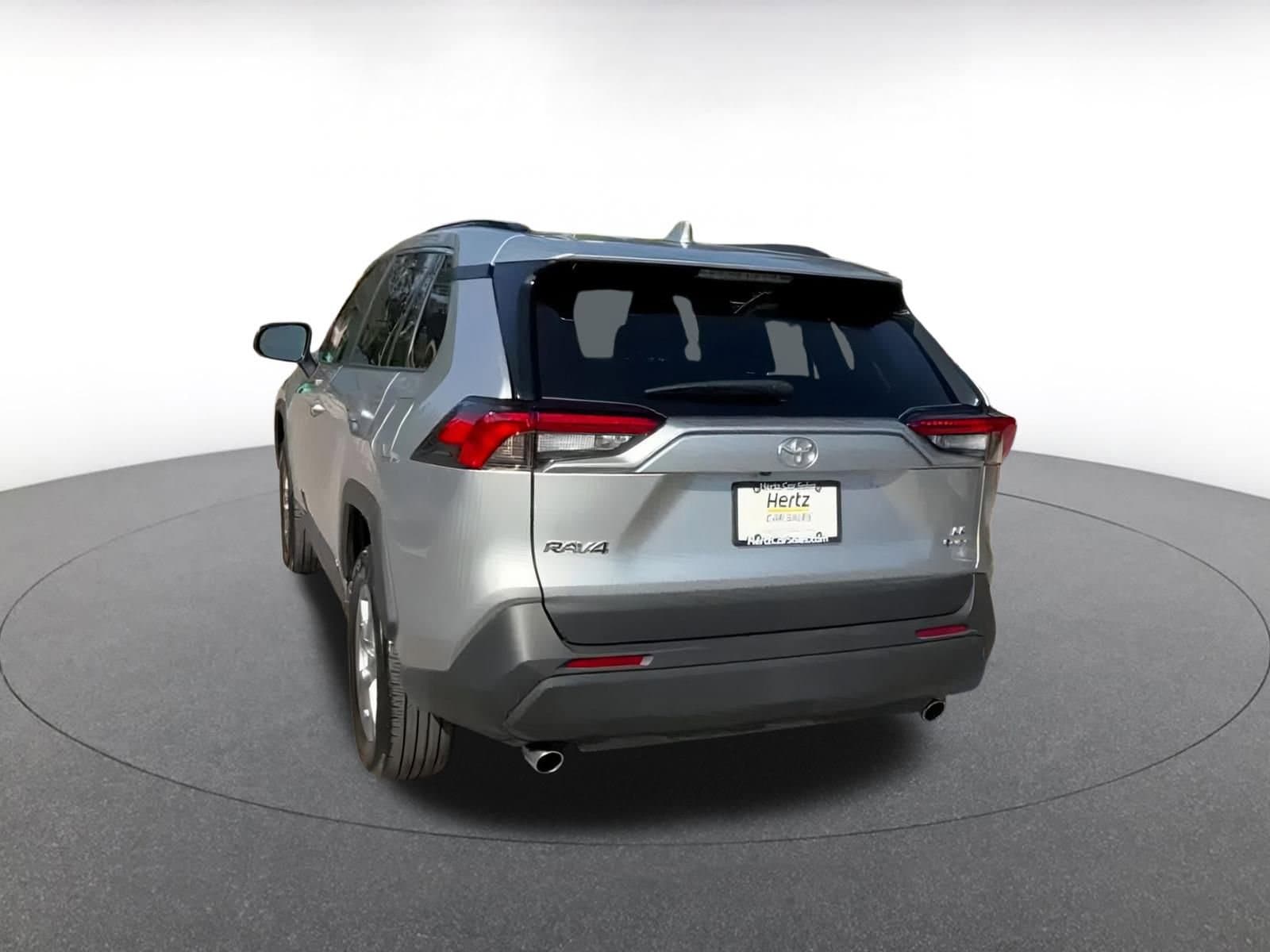 Thumbnail: 2025 Toyota RAV4 - 11