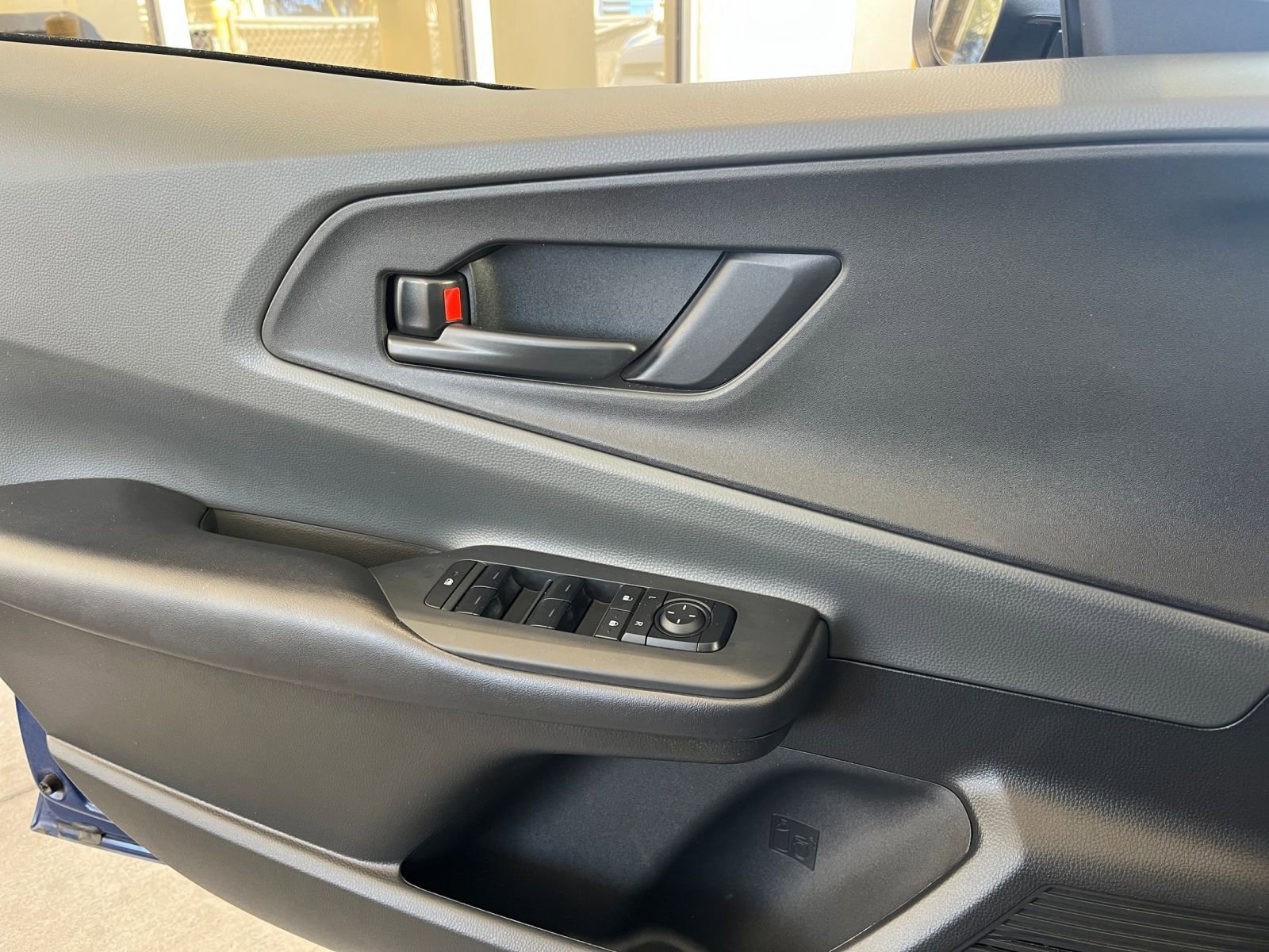 Thumbnail: 2025 Toyota Prius - 20