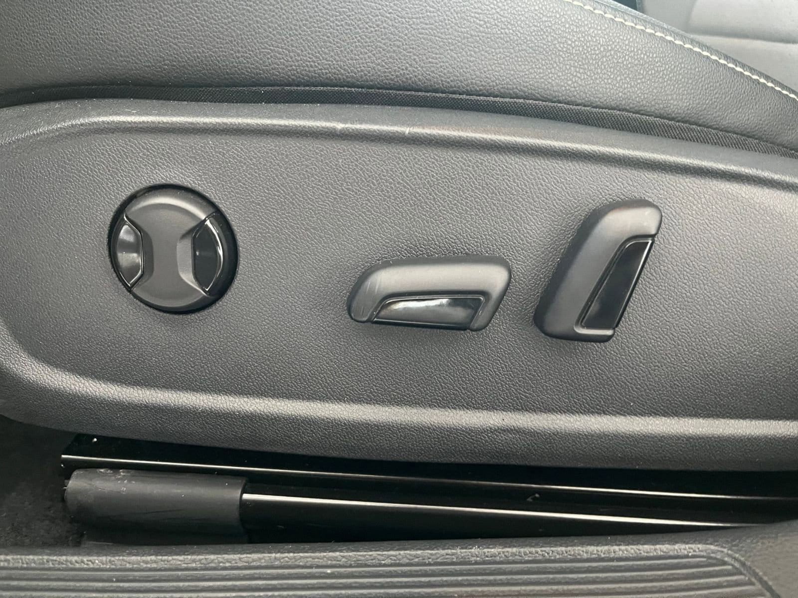 Thumbnail: 2025 Volkswagen Jetta - 23