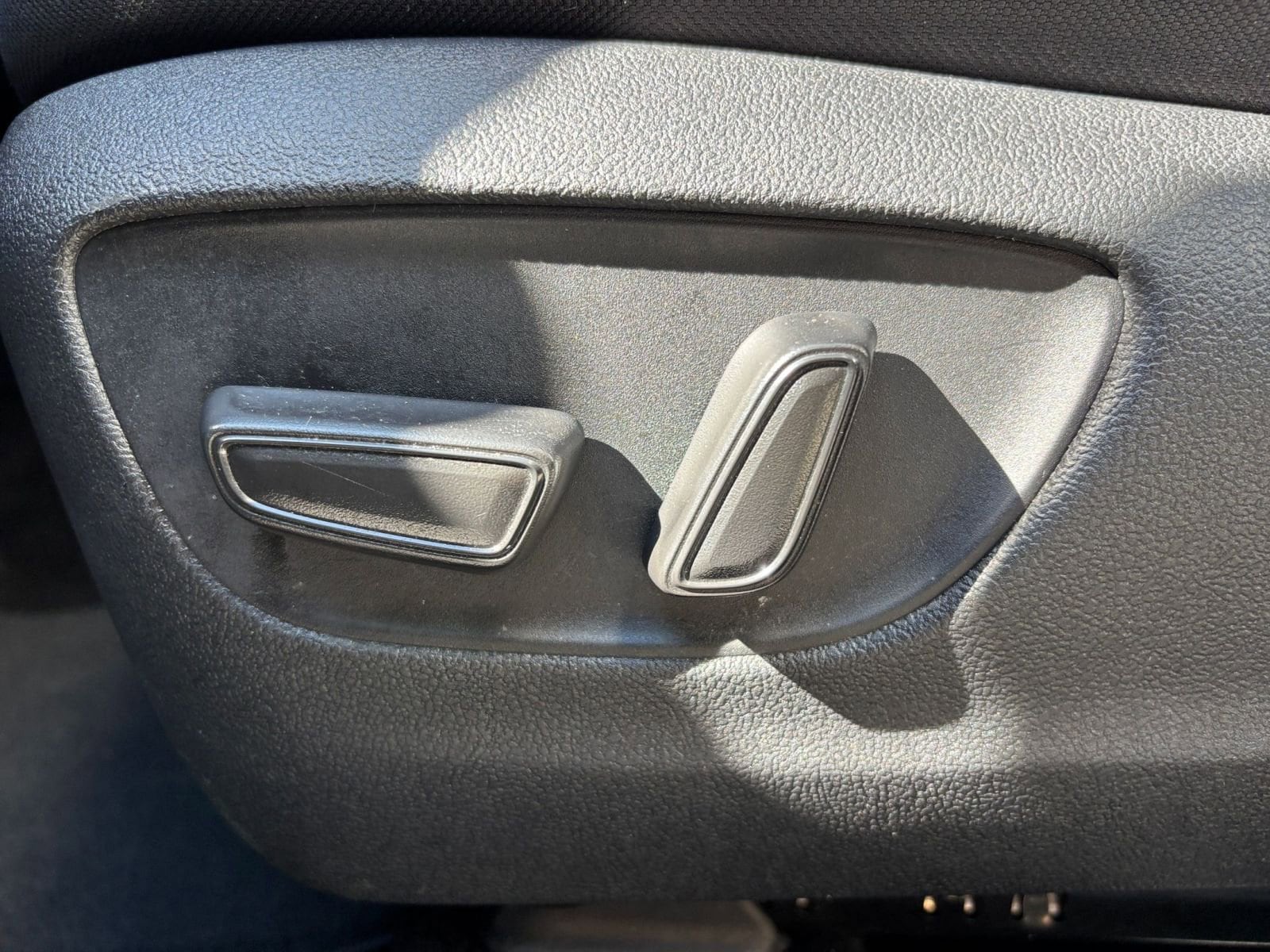 Thumbnail: 2025 Toyota Highlander - 22