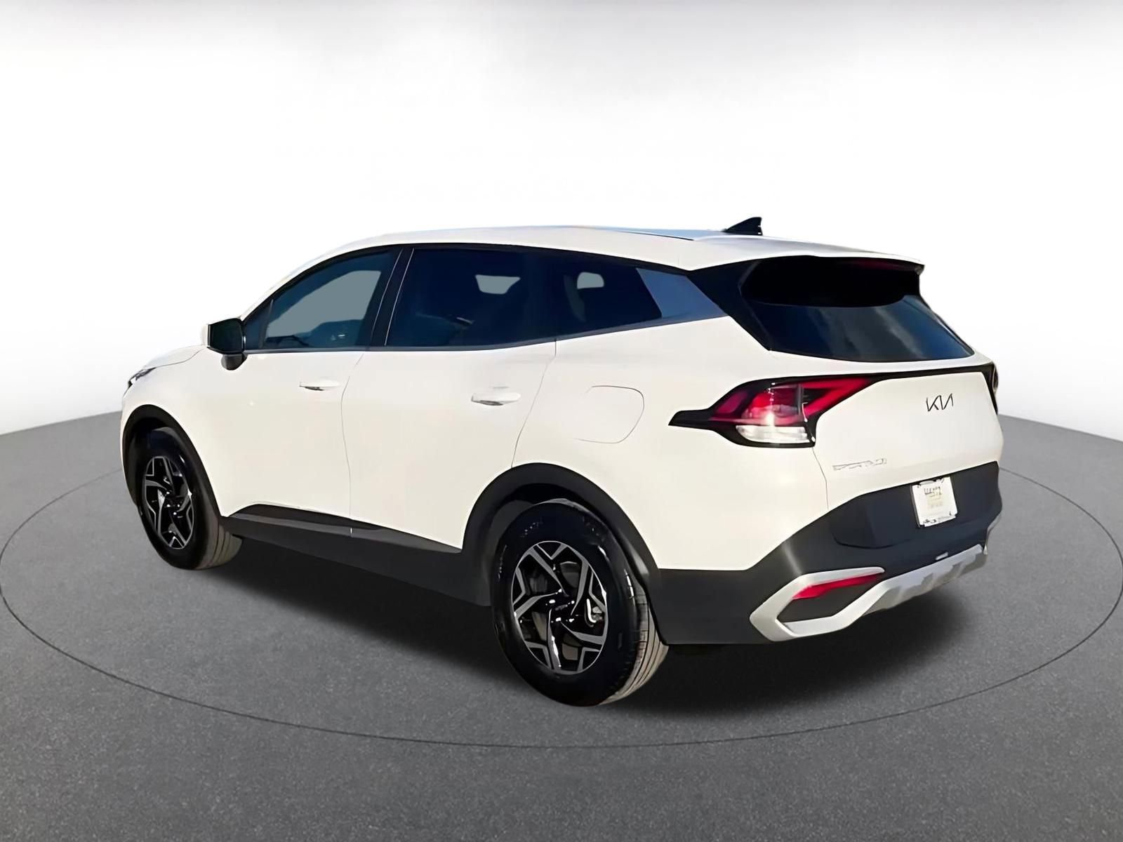 Thumbnail: 2025 Kia Sportage - 10