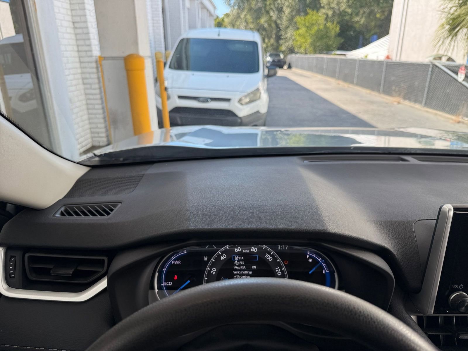 Thumbnail: 2025 Toyota RAV4 - 34