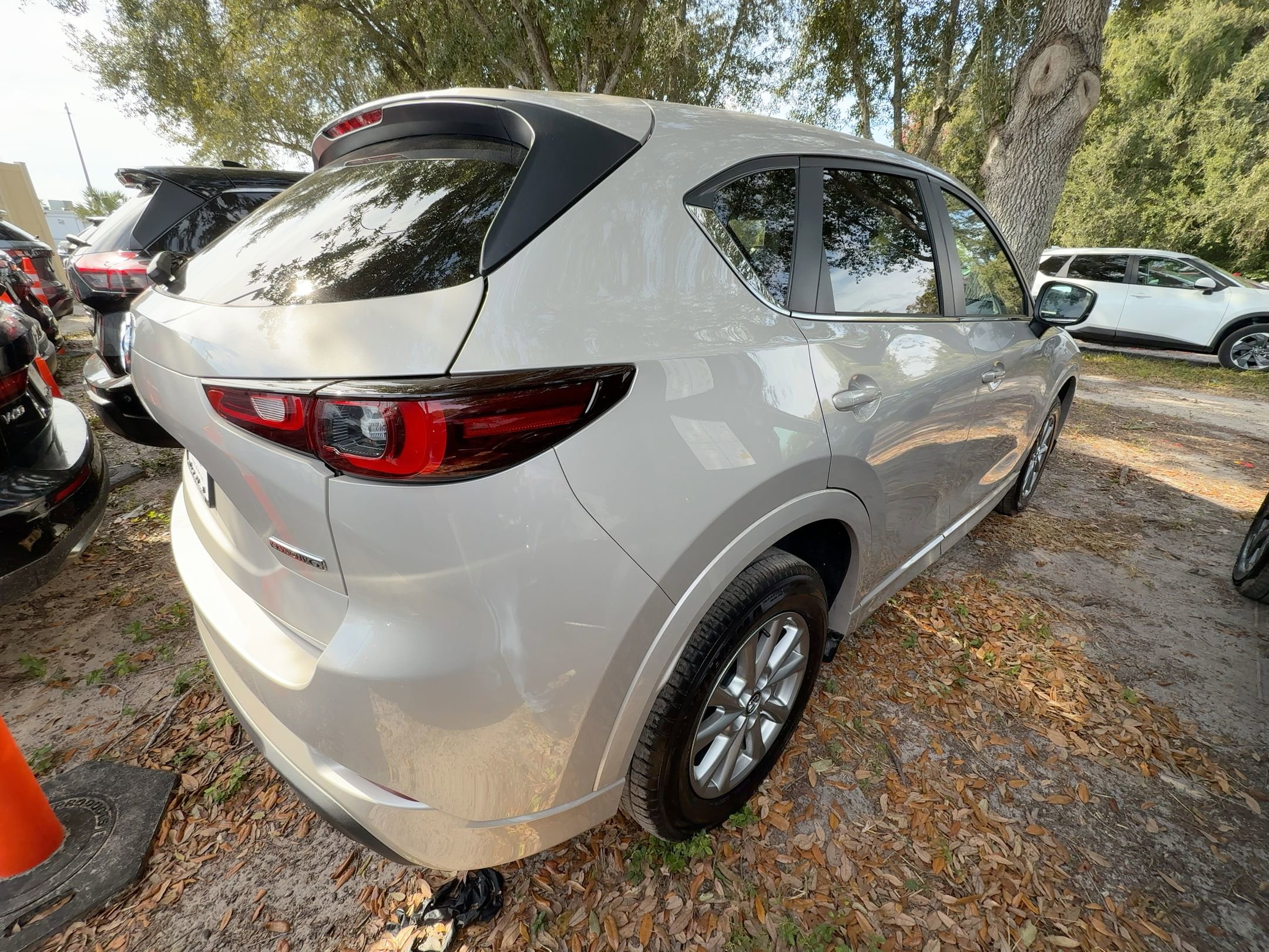 Thumbnail: 2025 Mazda CX-5 - 11