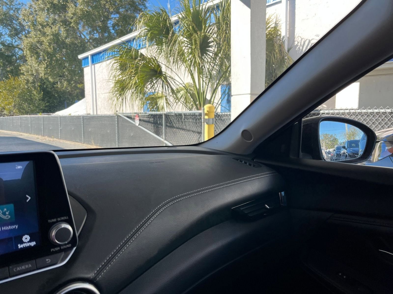 Thumbnail: 2025 Nissan Sentra - 35