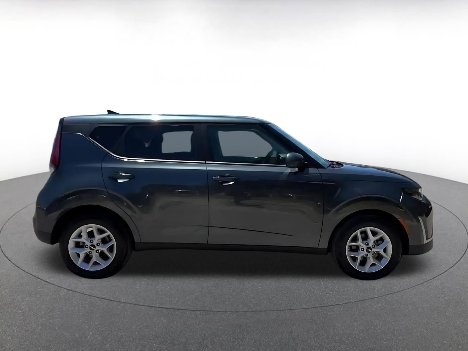Thumbnail: 2025 Kia Soul - 16