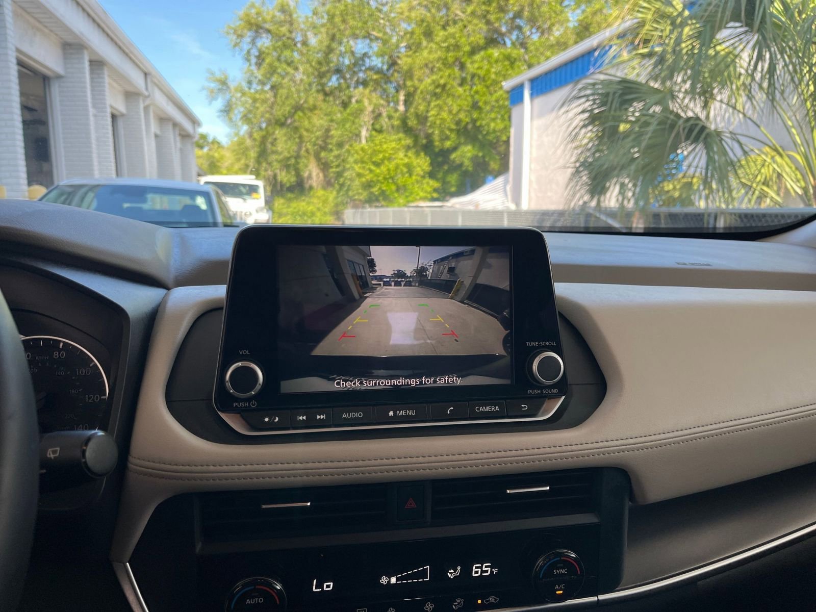 Thumbnail: 2025 Nissan Rogue - 25