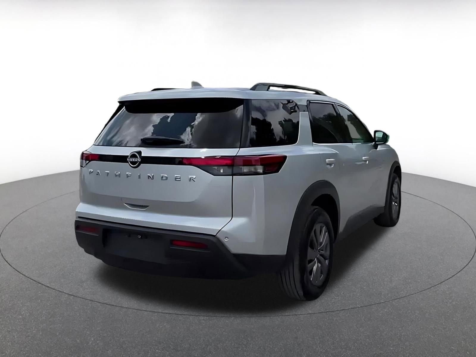 Thumbnail: 2025 Nissan Pathfinder - 14
