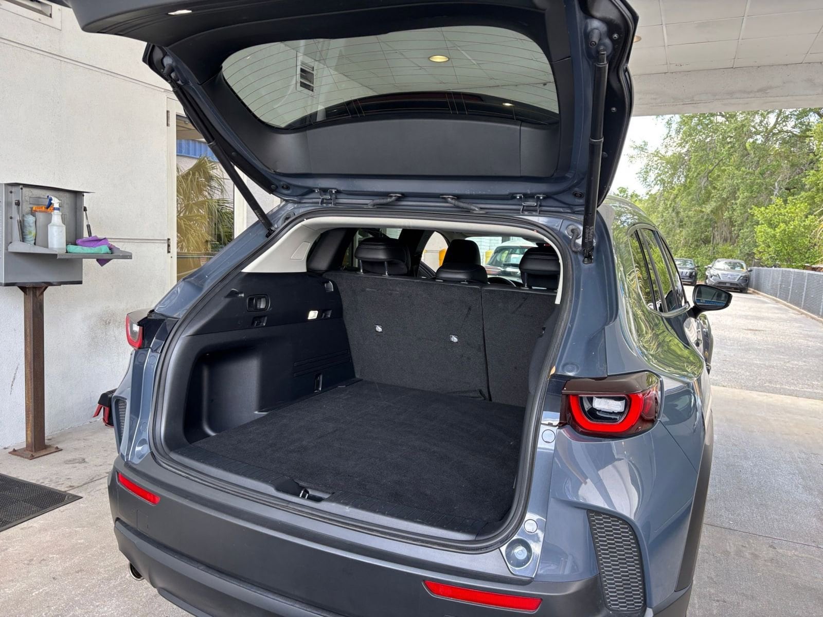Thumbnail: 2025 Mazda CX-50 - 33