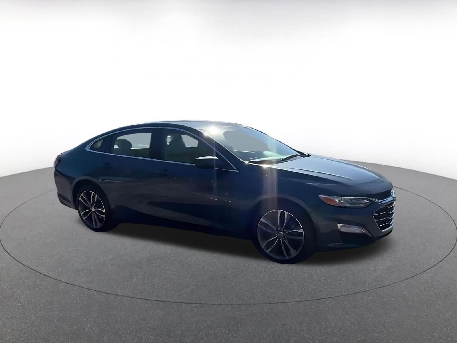 Thumbnail: 2024 Chevrolet Malibu - 2