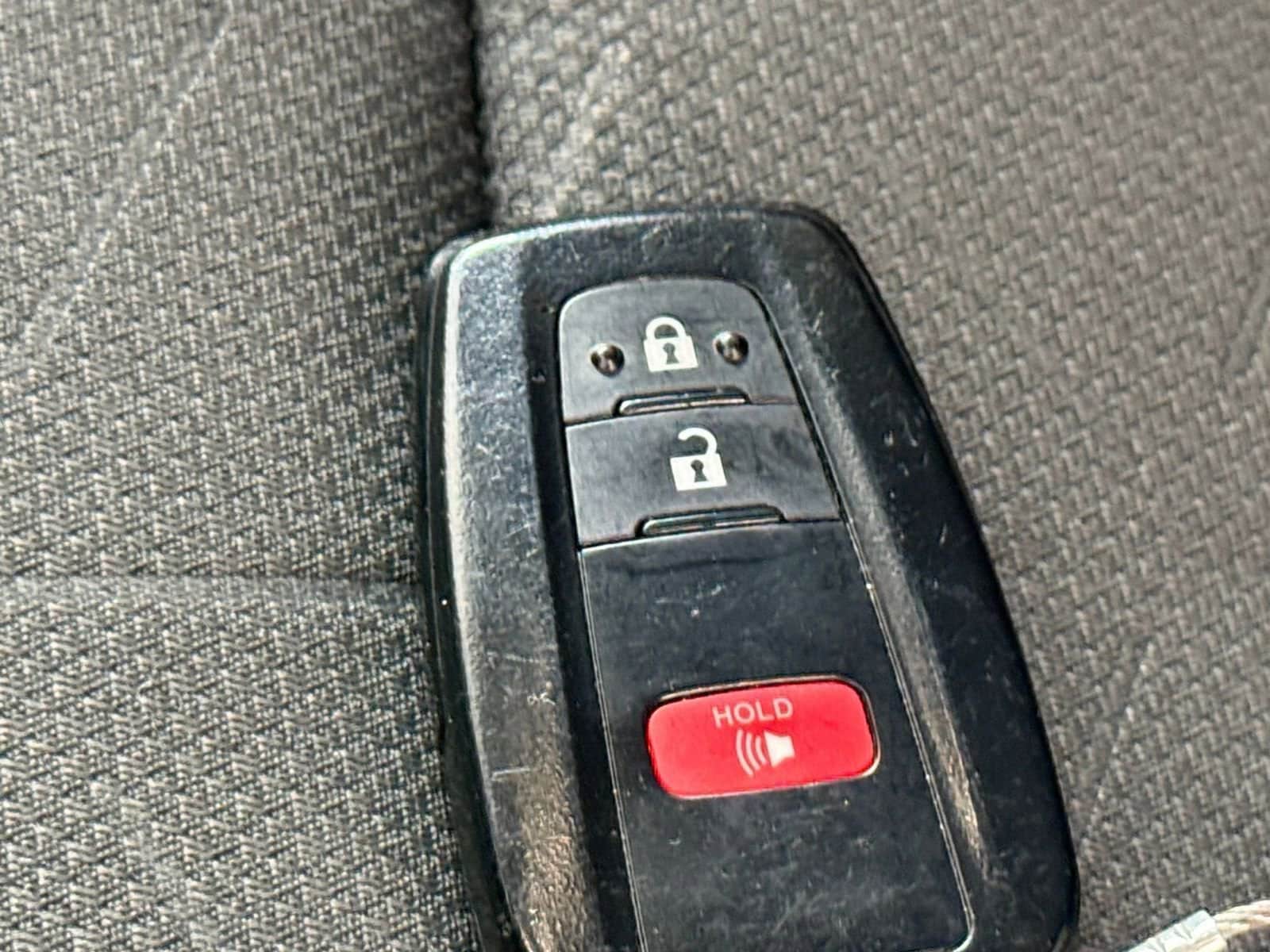 Thumbnail: 2025 Toyota RAV4 - 22