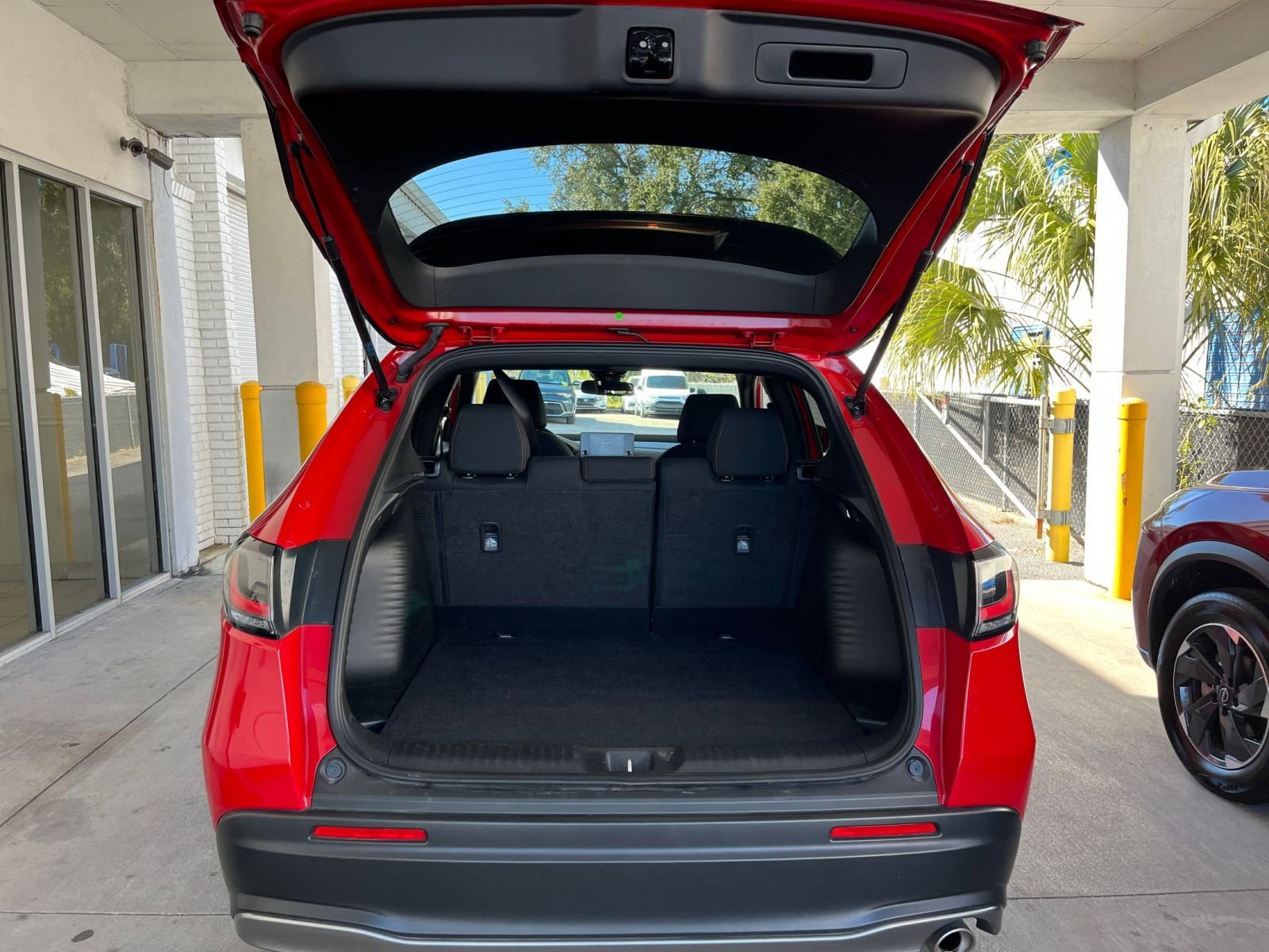 Thumbnail: 2025 Honda HR-V - 31