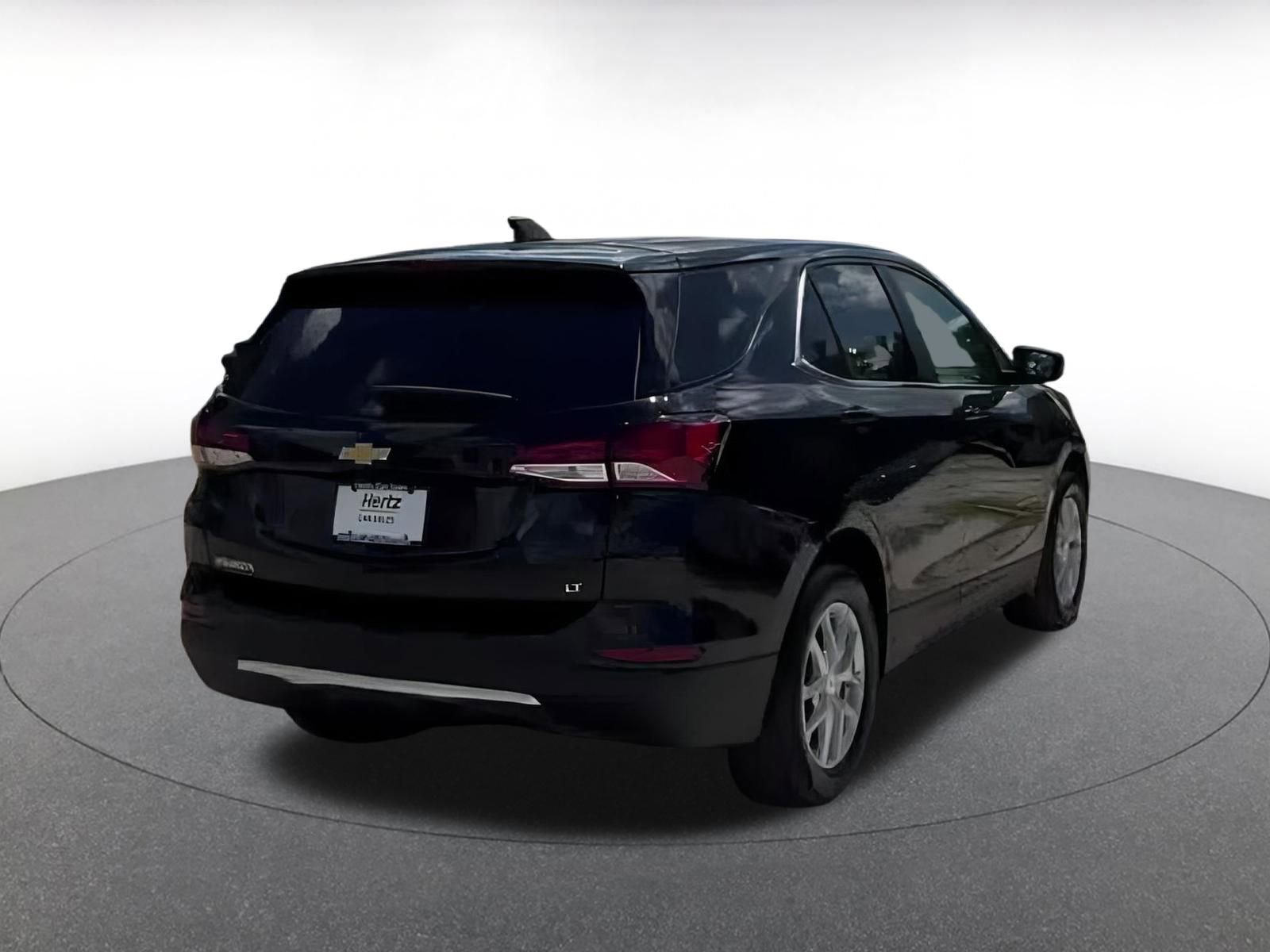 Thumbnail: 2024 Chevrolet Equinox - 8