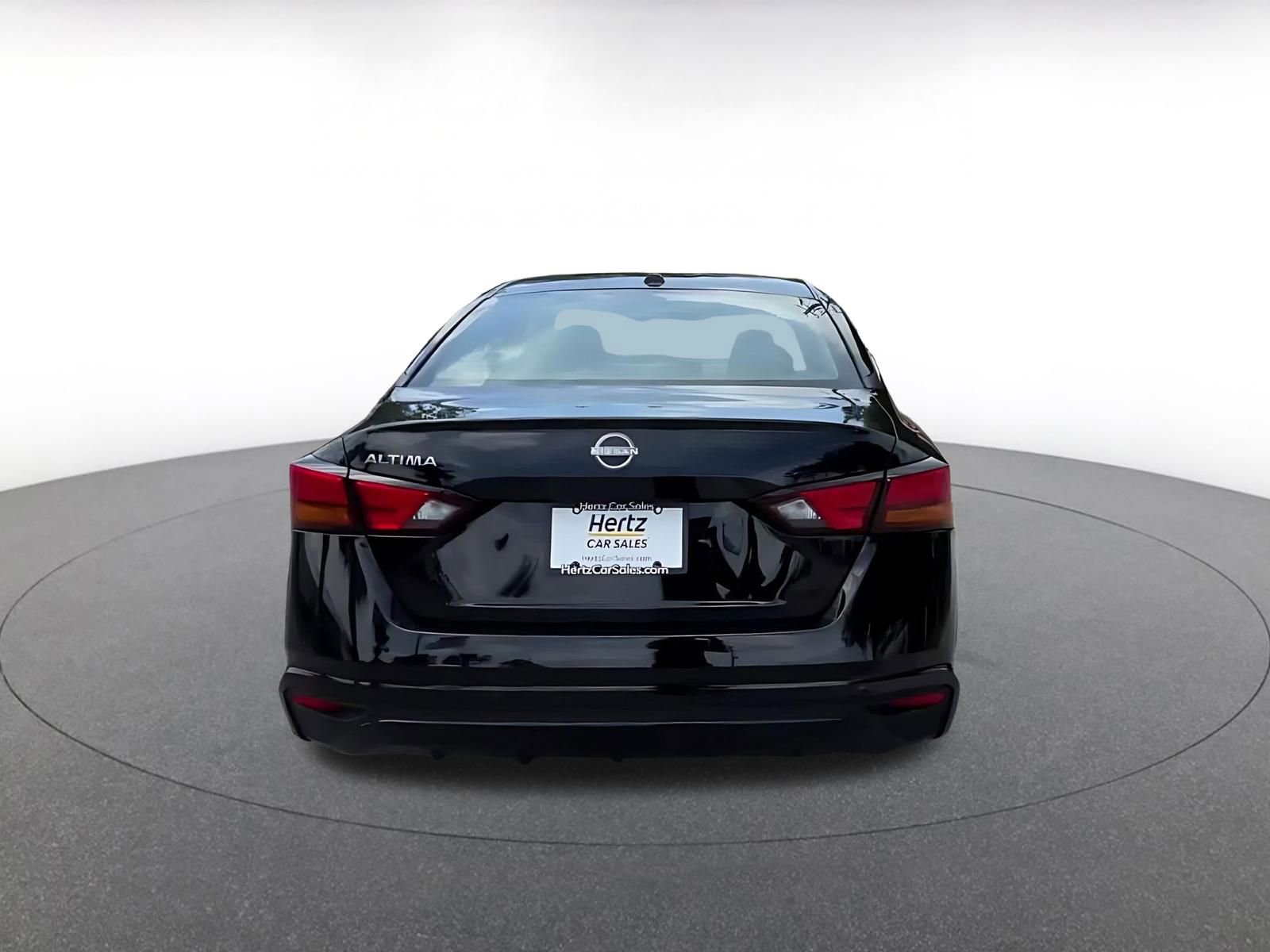 Thumbnail: 2025 Nissan Altima - 12