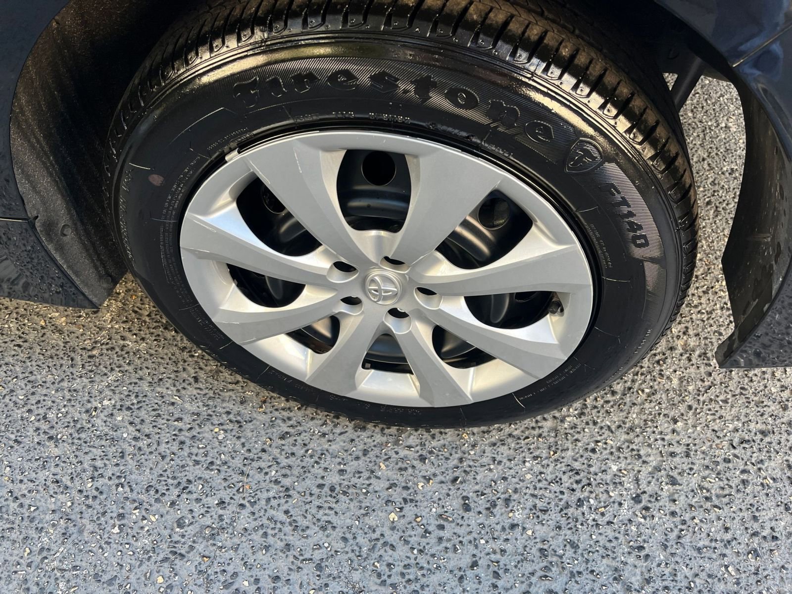 Thumbnail: 2025 Toyota Corolla - 30