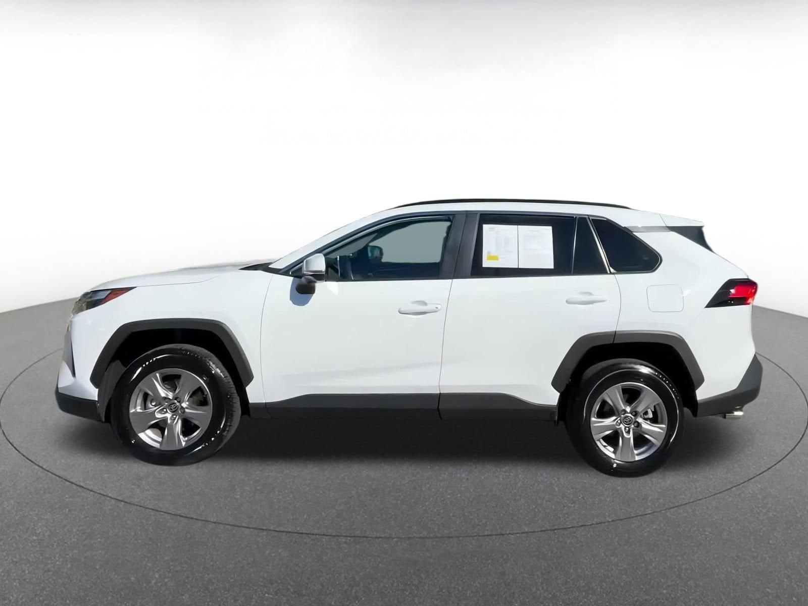 Thumbnail: 2025 Toyota RAV4 - 9