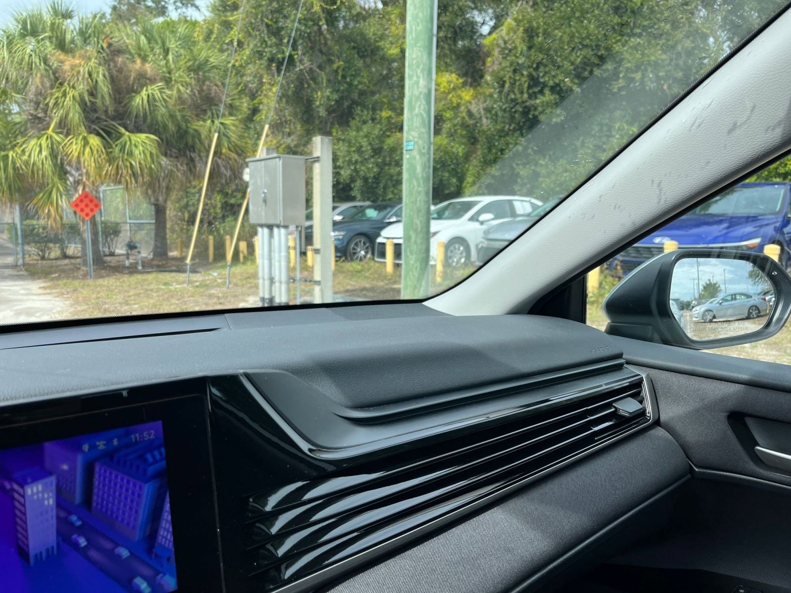 Thumbnail: 2025 Toyota Camry - 35