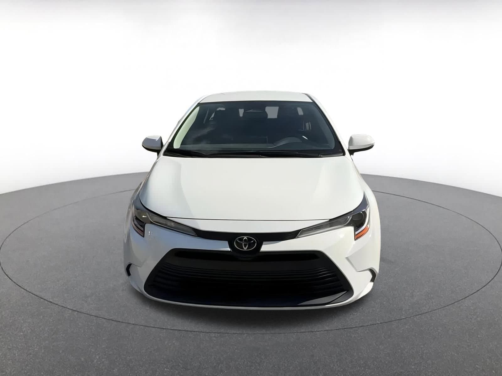 Thumbnail: 2025 Toyota Corolla - 4