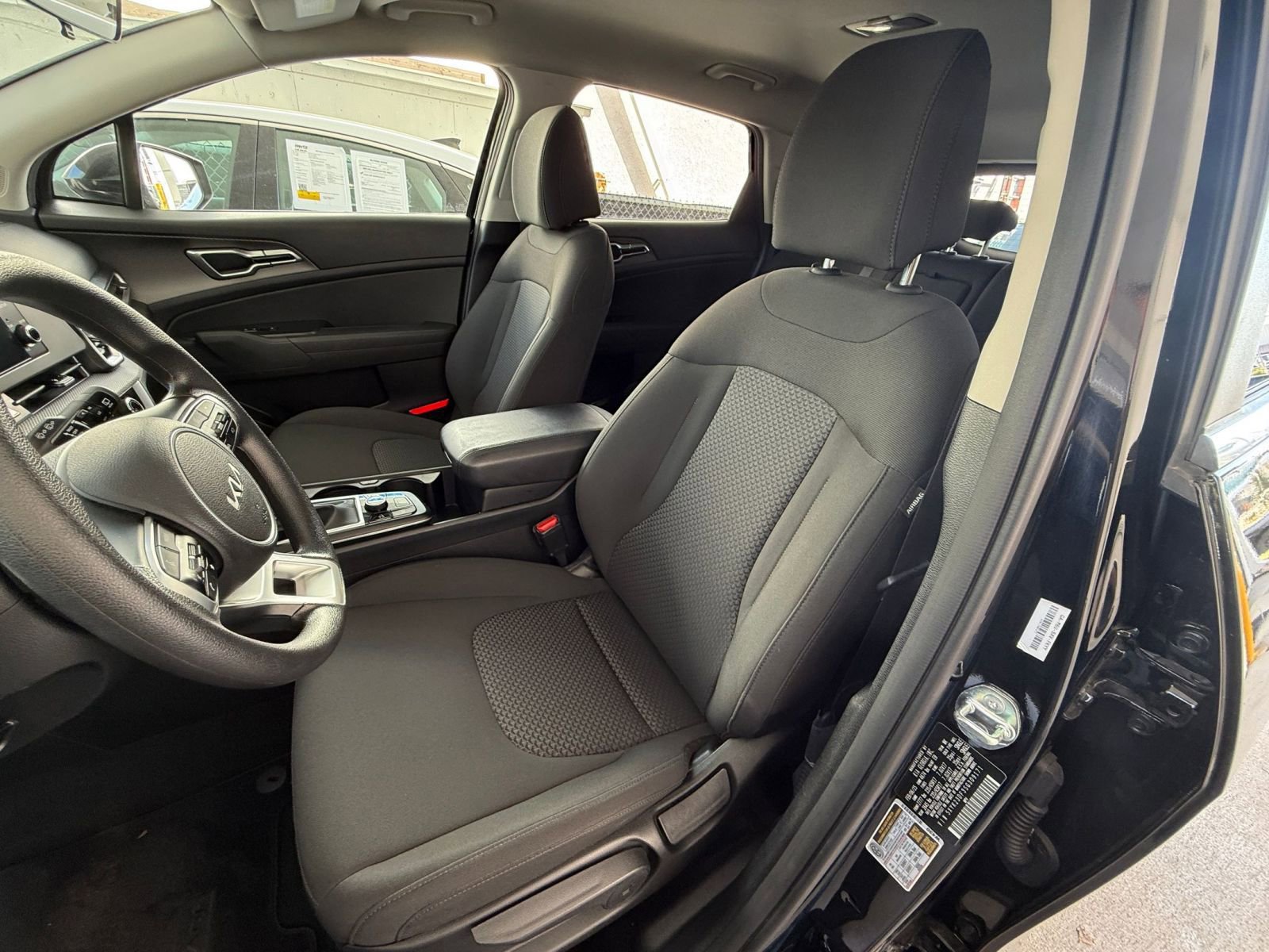 Thumbnail: 2025 Kia Sportage - 35