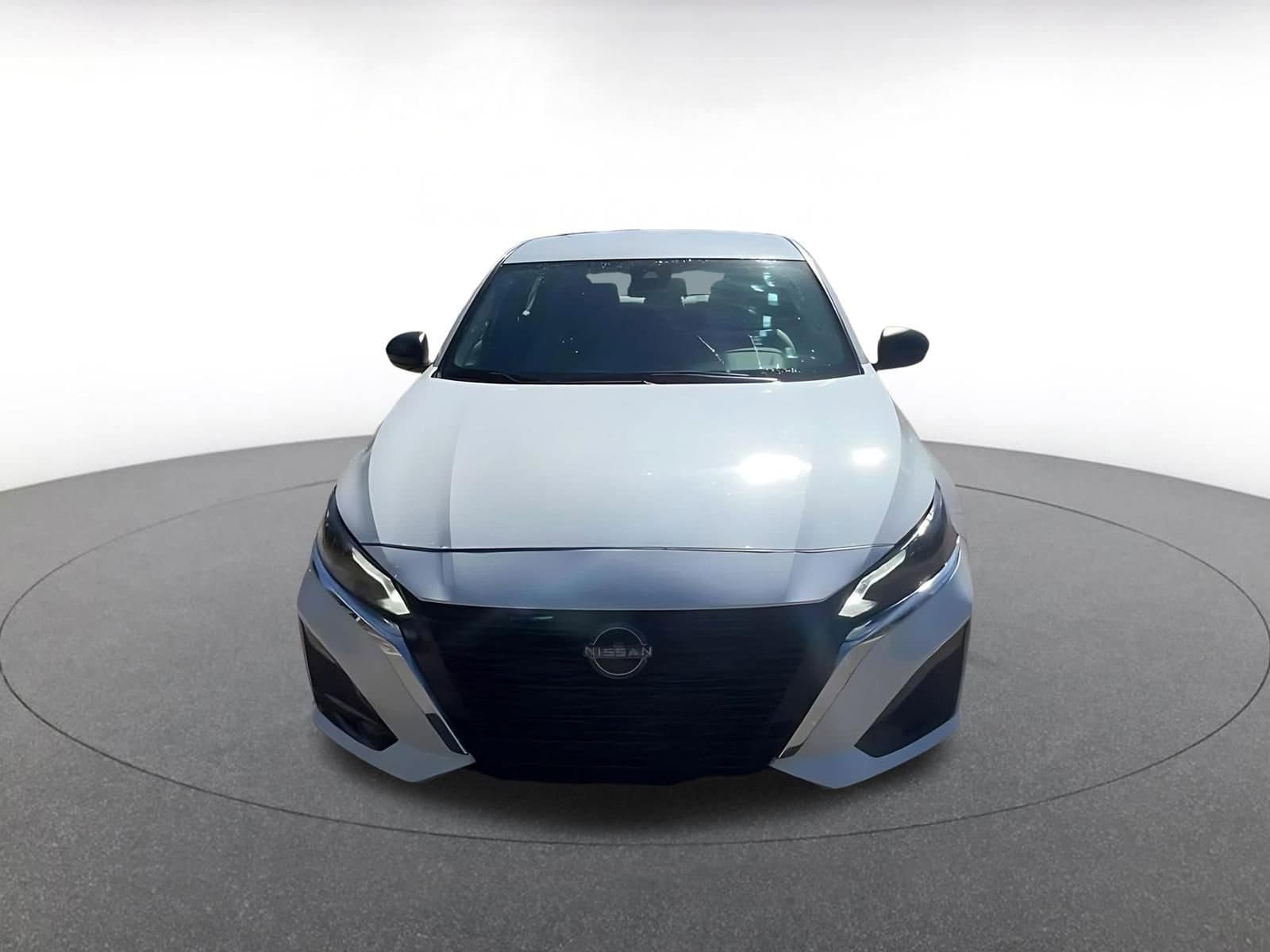 Thumbnail: 2025 Nissan Altima - 4
