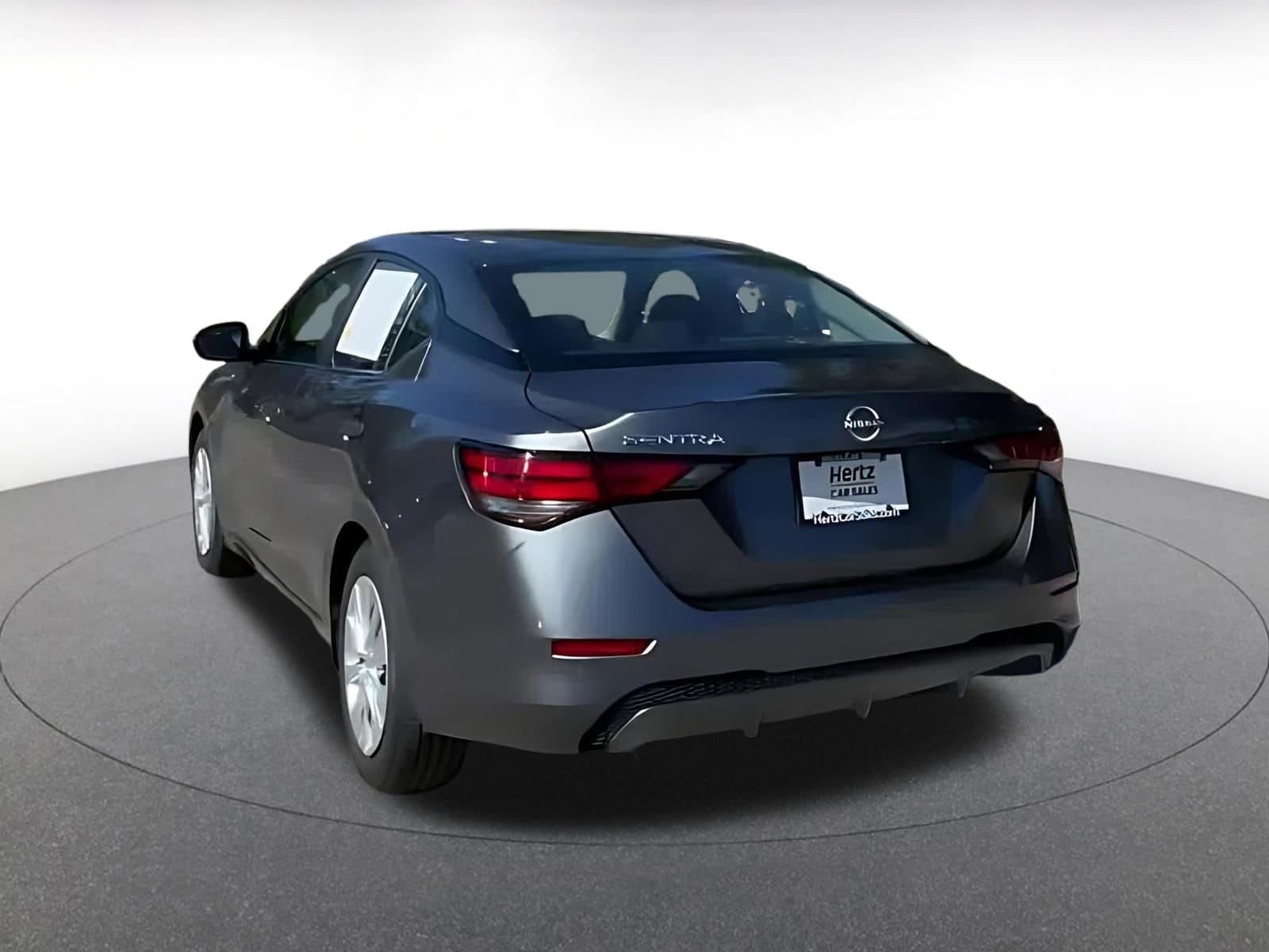 Thumbnail: 2025 Nissan Sentra - 10