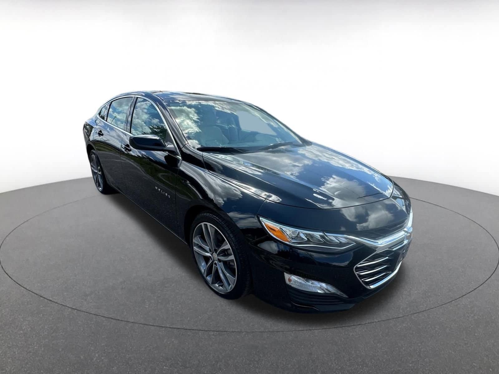 Thumbnail: 2024 Chevrolet Malibu - 1