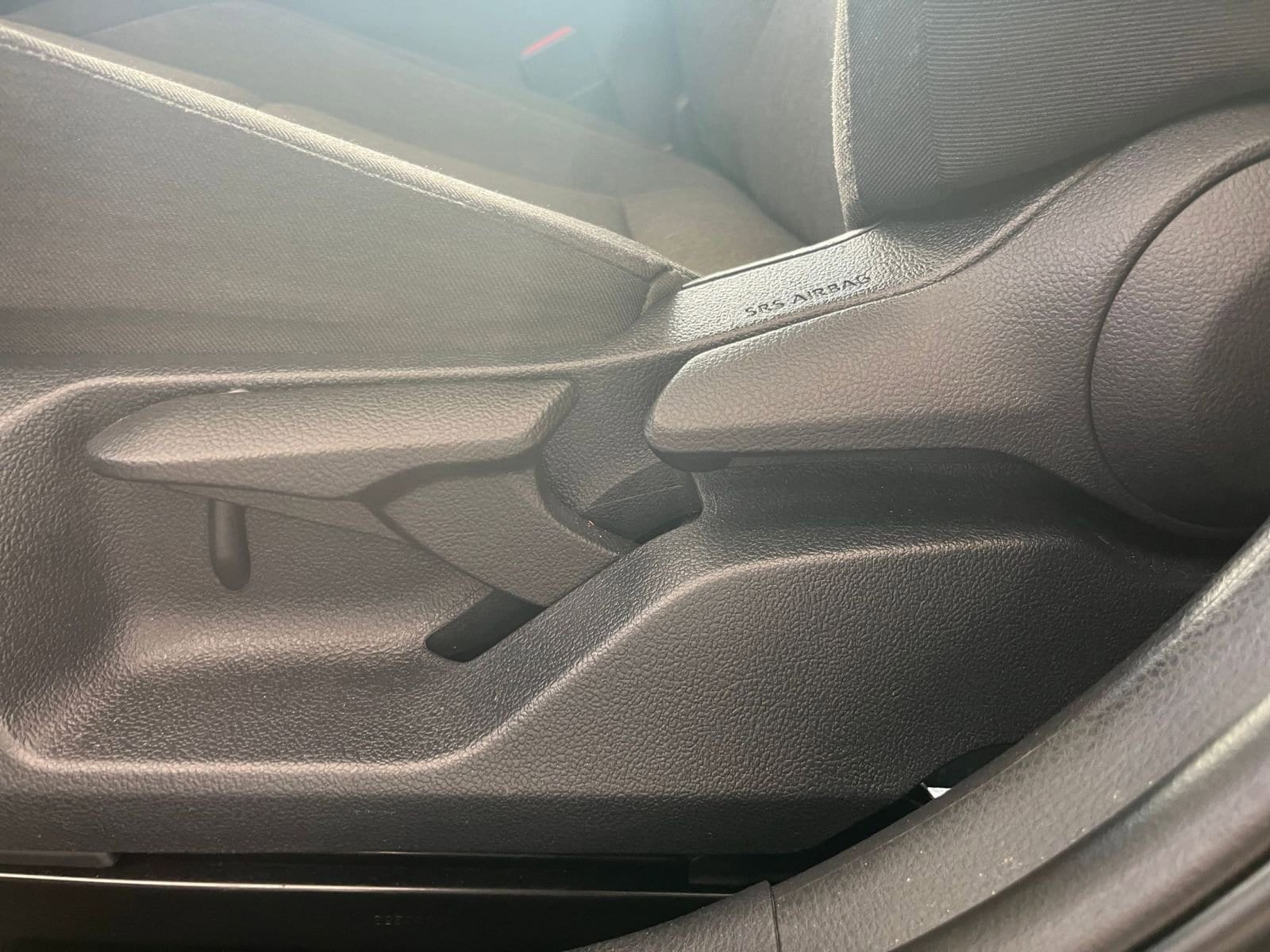 Thumbnail: 2025 Toyota Camry - 23