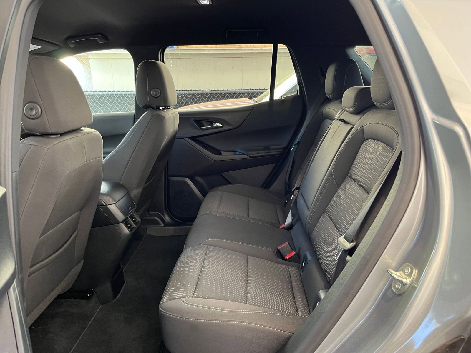 Thumbnail: 2025 Chevrolet Equinox - 25