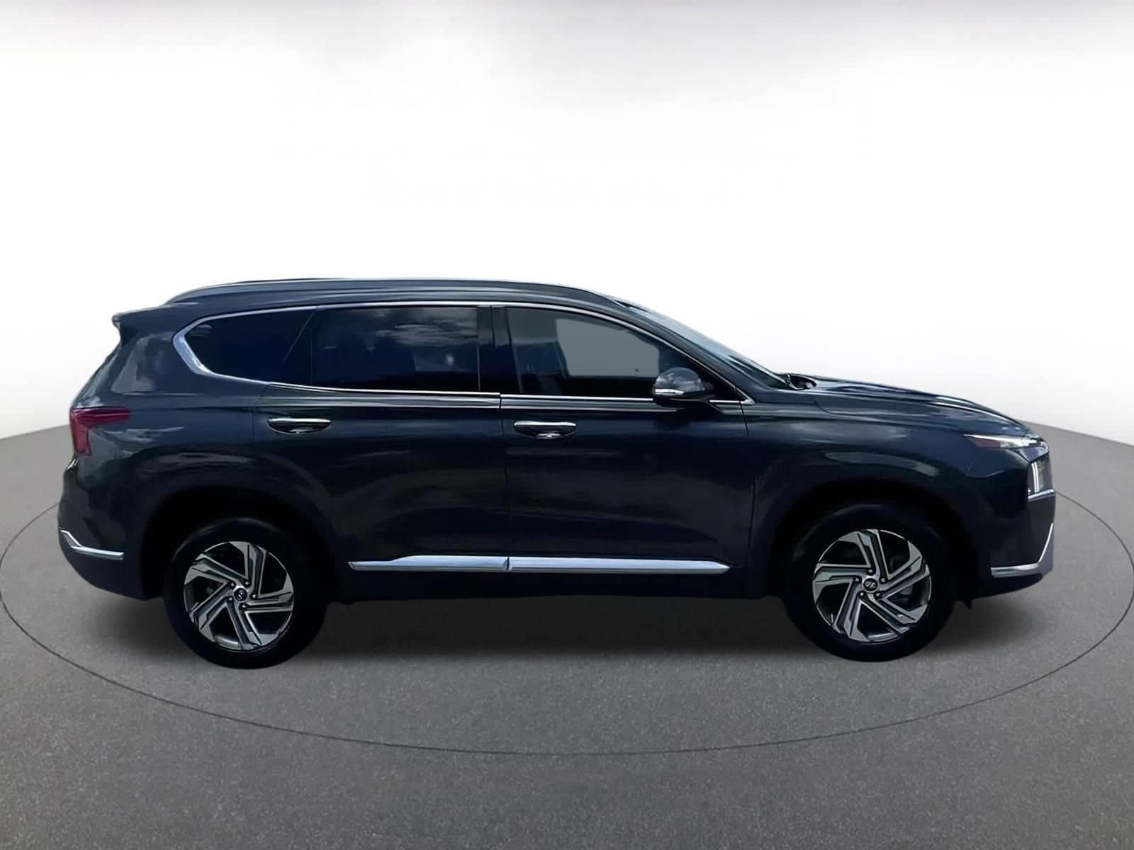 Thumbnail: 2023 Hyundai Santa Fe - 16